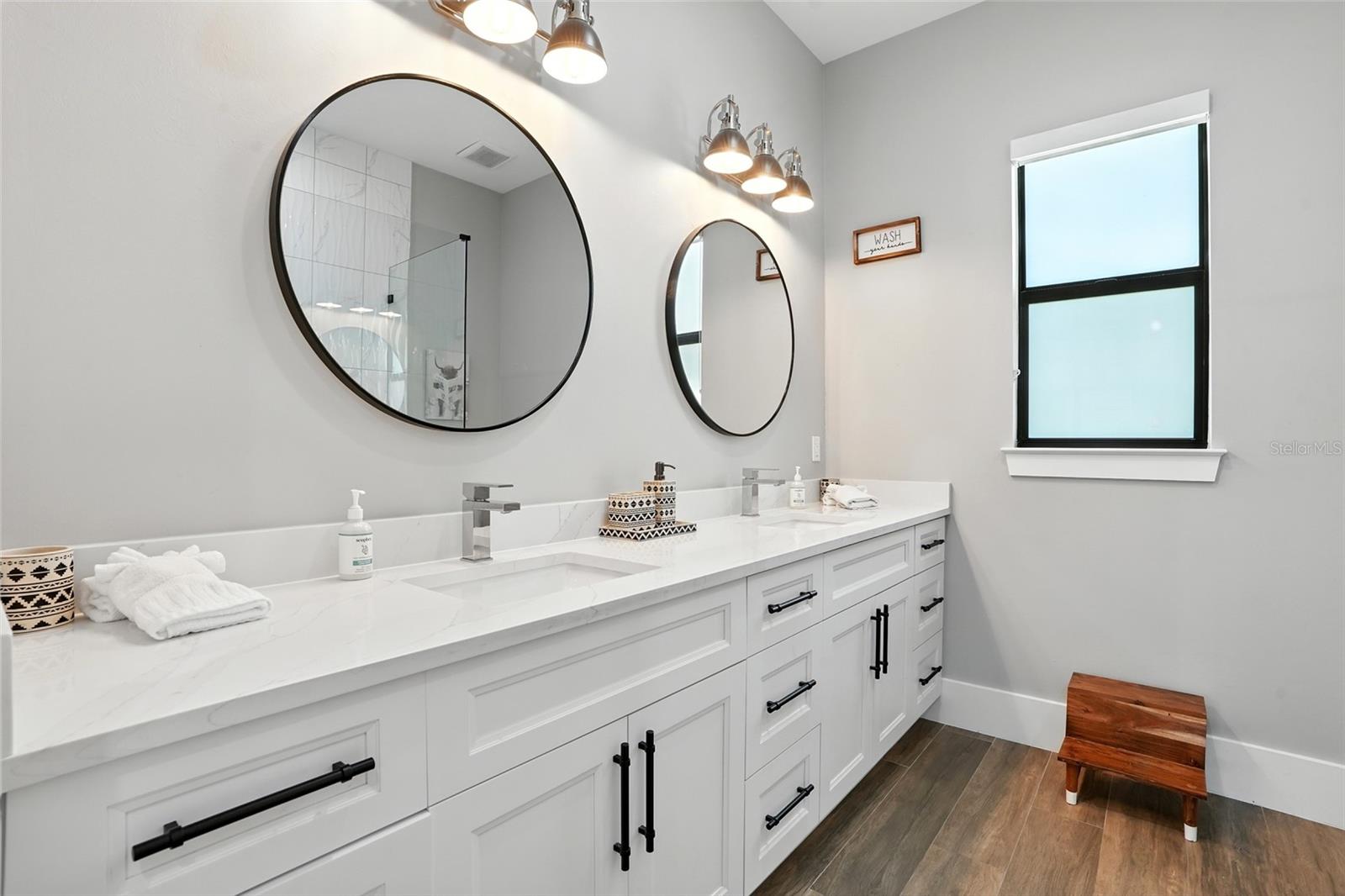 GOLDEN GATE ESTATE UNIT 9 - Residential