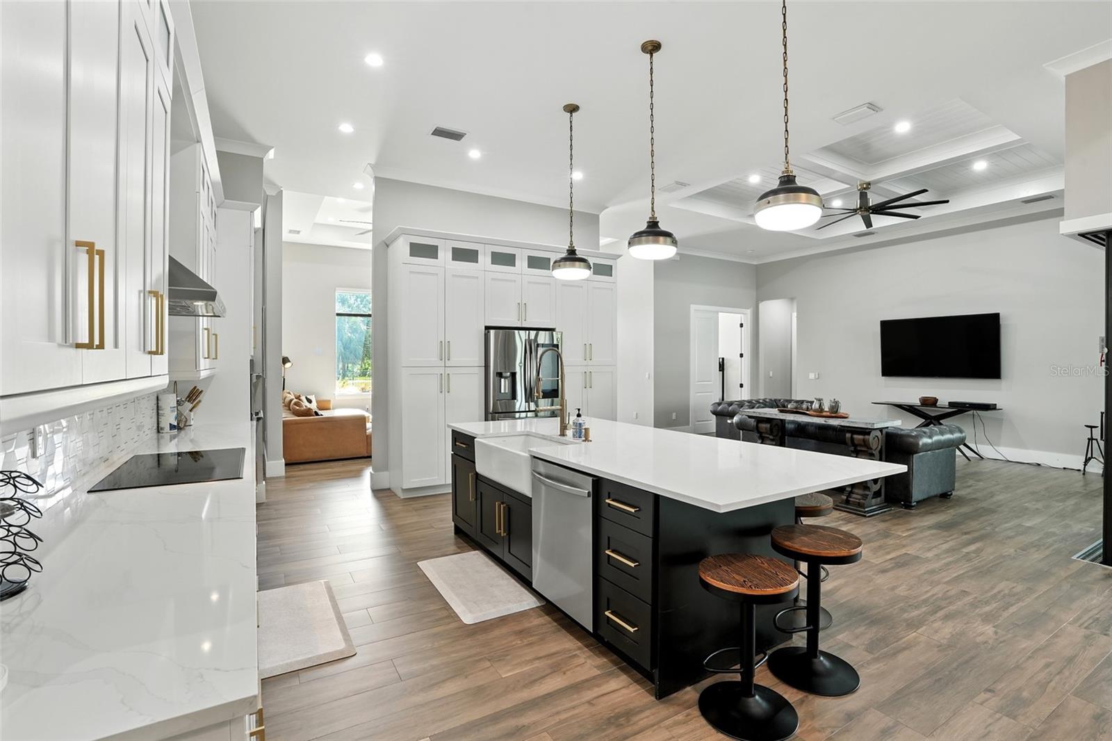 GOLDEN GATE ESTATE UNIT 9 - Residential