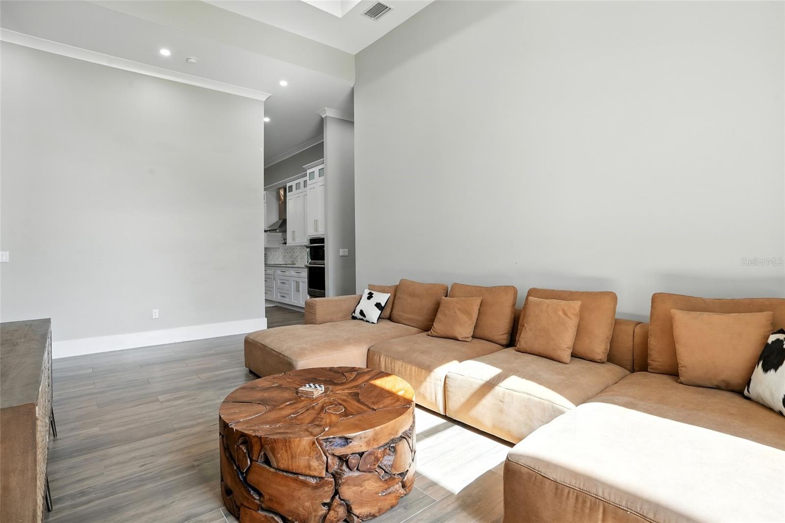 GOLDEN GATE ESTATE UNIT 9 - Residential