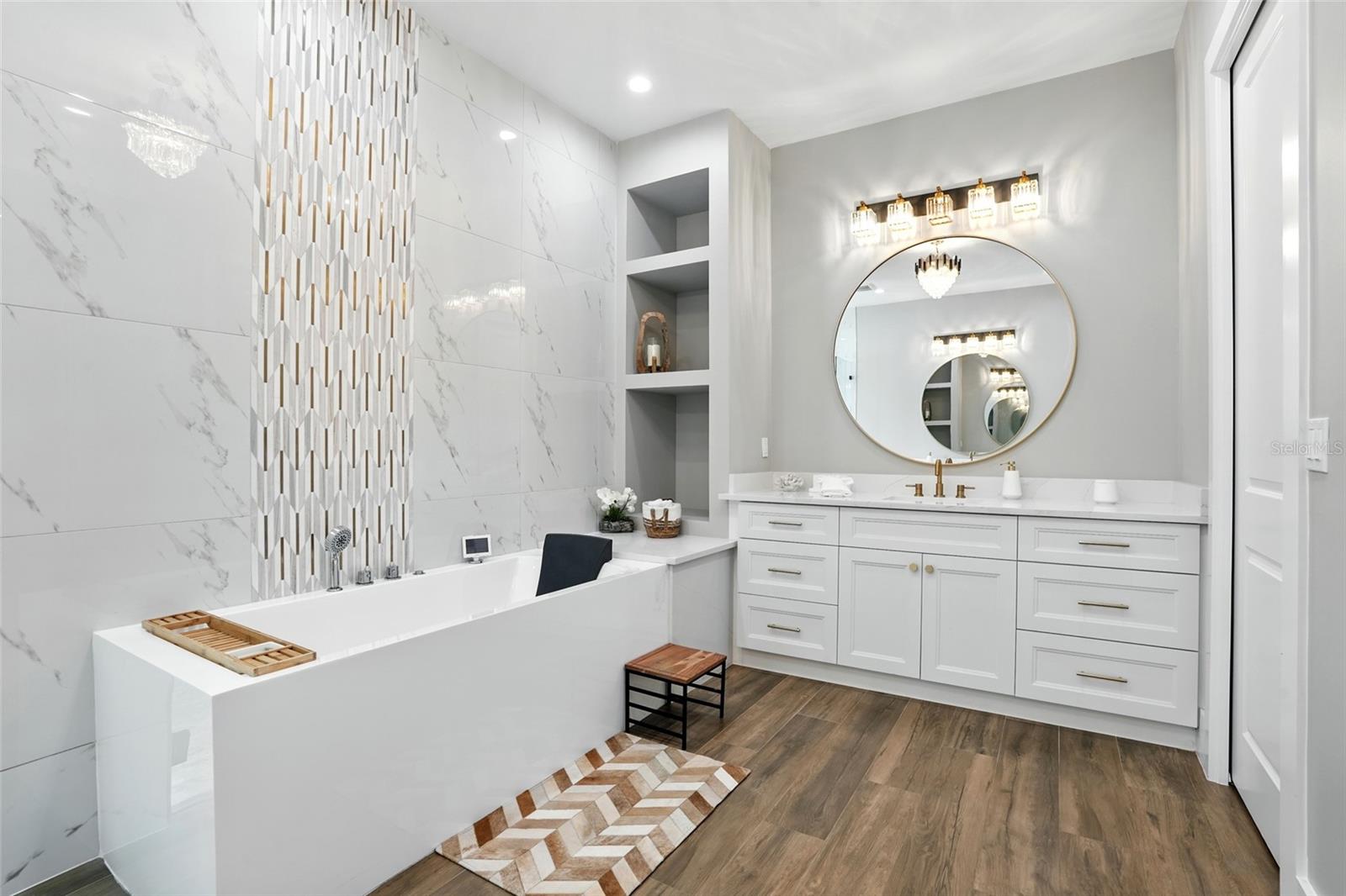 GOLDEN GATE ESTATE UNIT 9 - Residential