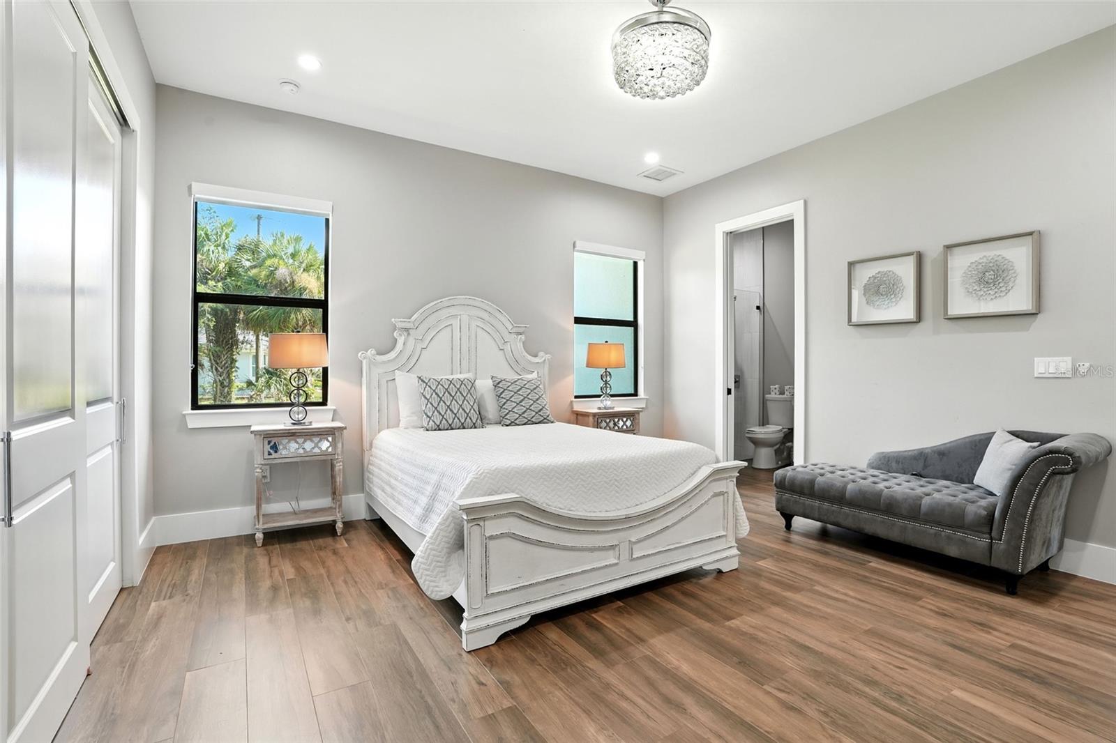 GOLDEN GATE ESTATE UNIT 9 - Residential