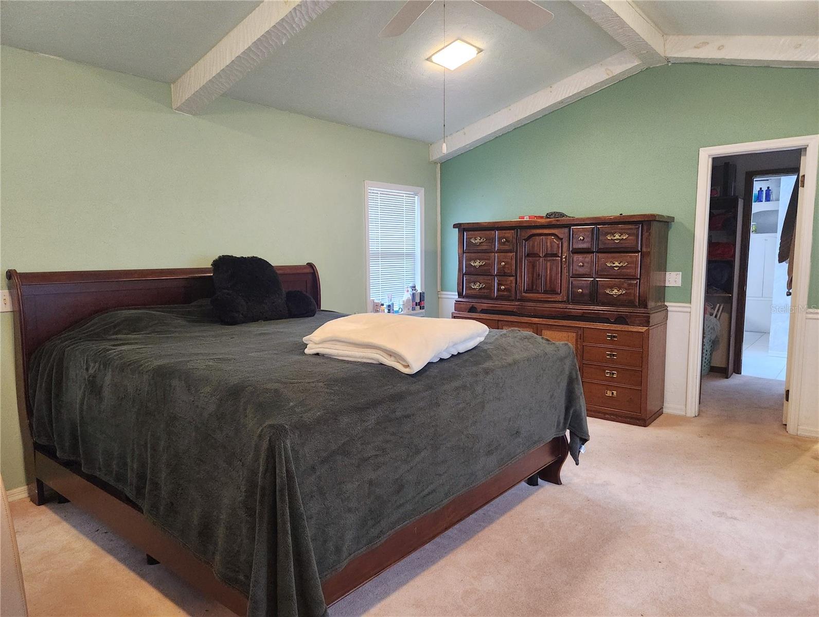 ISLAND LAKE ESTATES - Residential