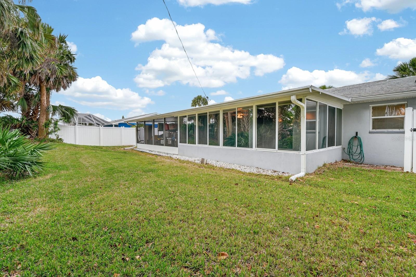 BREAKERS UNIT 02 - Residential