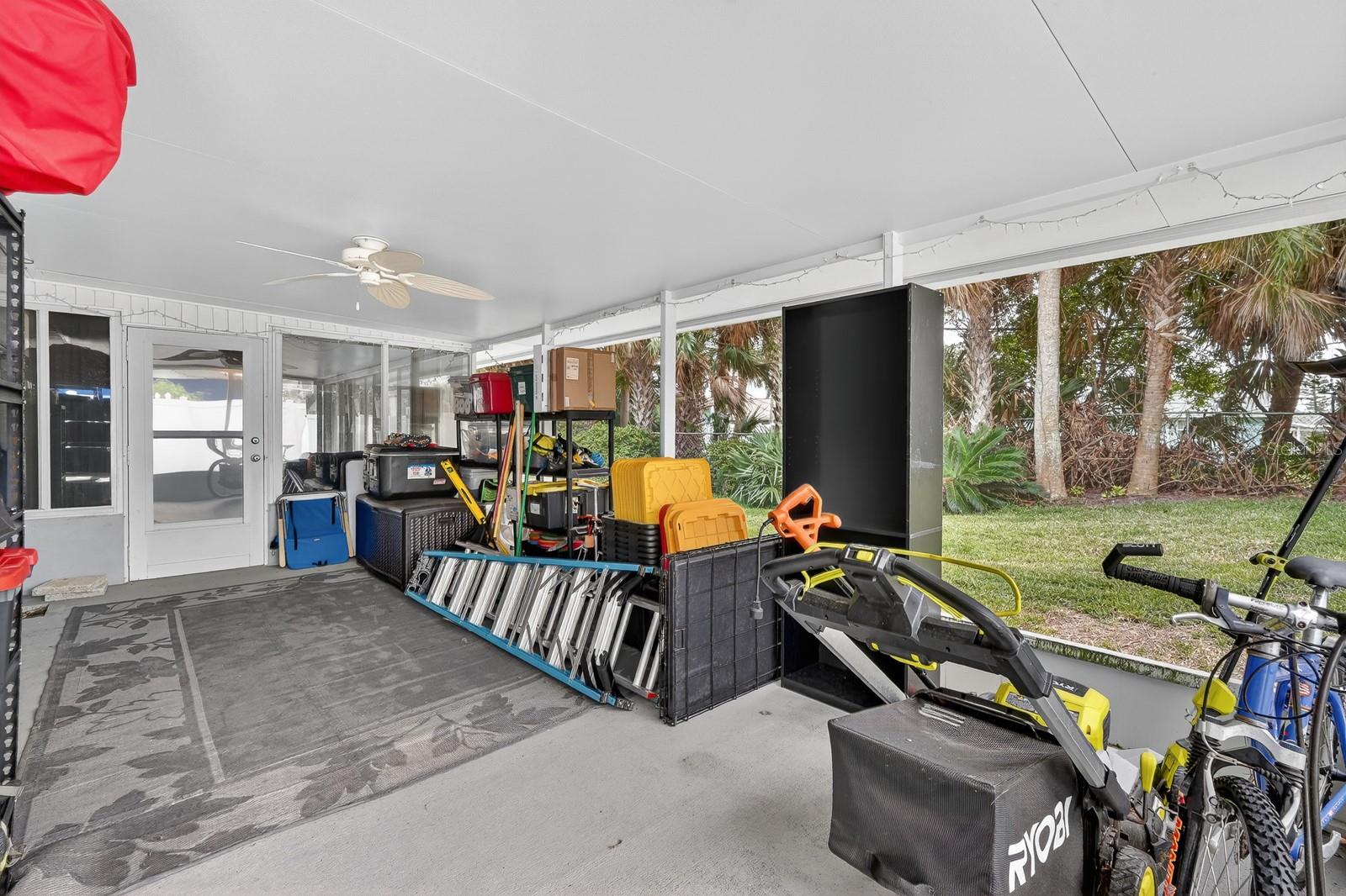 BREAKERS UNIT 02 - Residential