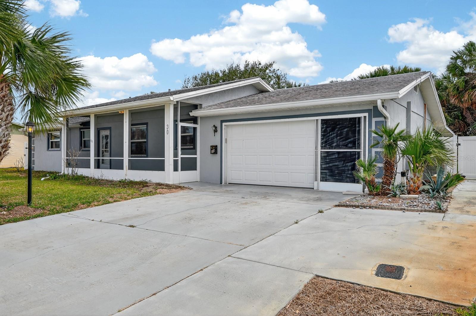 BREAKERS UNIT 02 - Residential