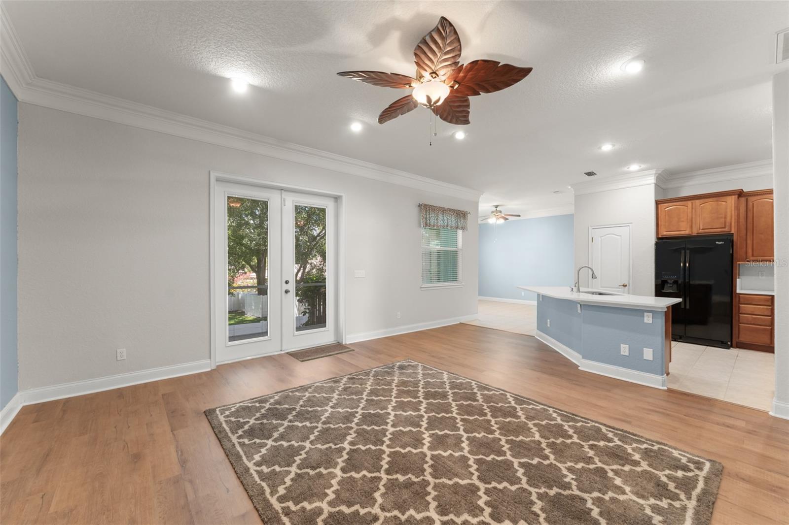 1224 SHORECREST CIRCLE