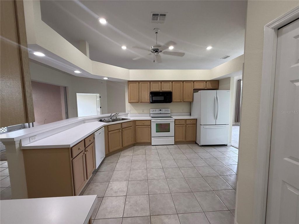 Photo of 2805 Honeywell Place, Lakeland, FL 33810 (MLS # L4961527)