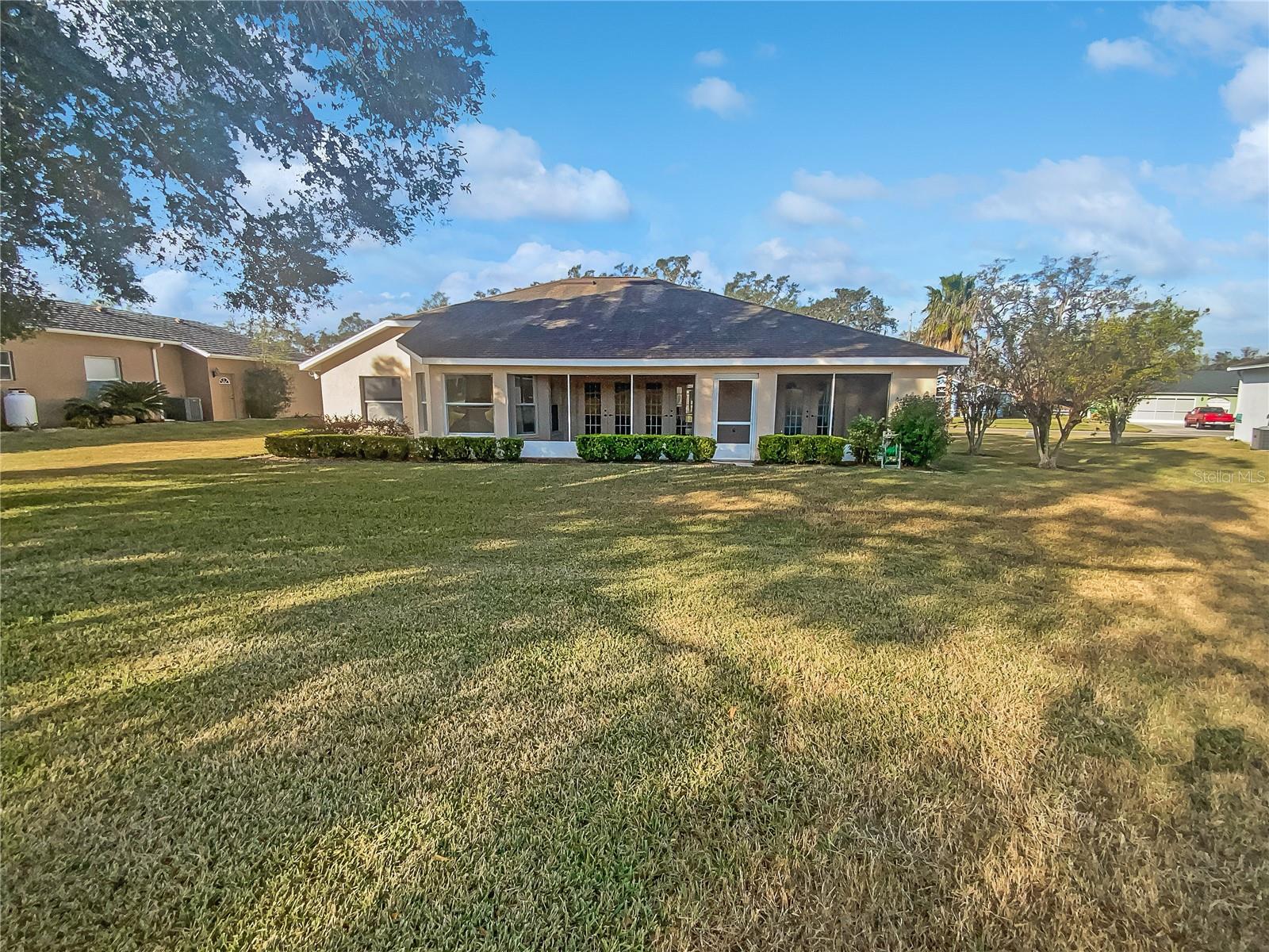 6844 NORTHLAKE DRIVE