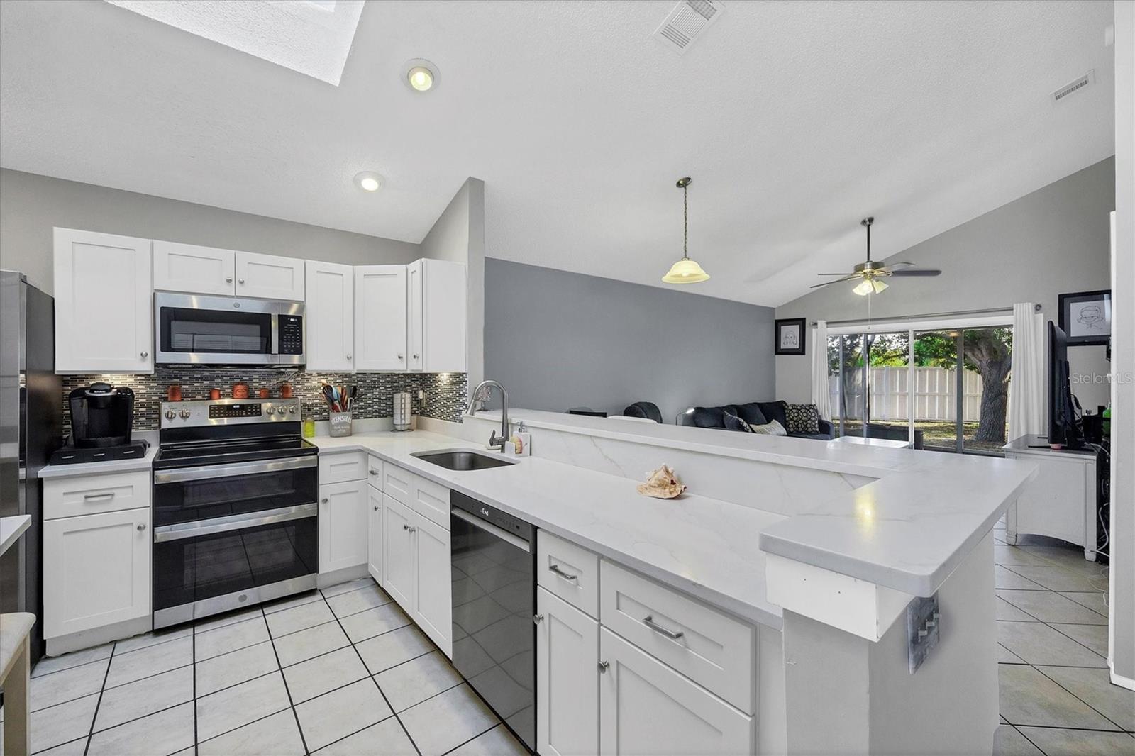 VILLAGE OF LAKESIDE SOUTH II - Residential