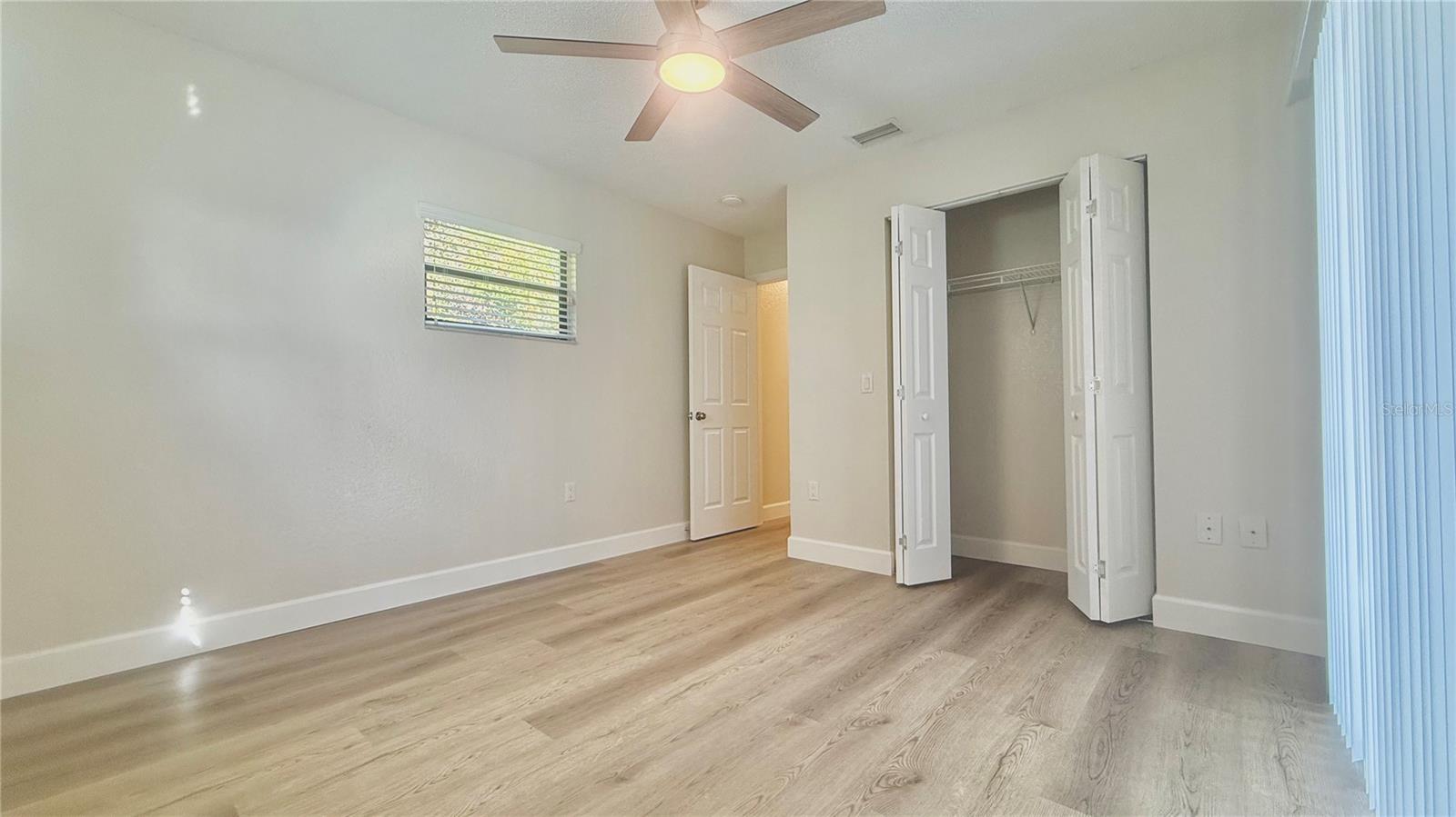 ARLINGTON WOODS - Residential