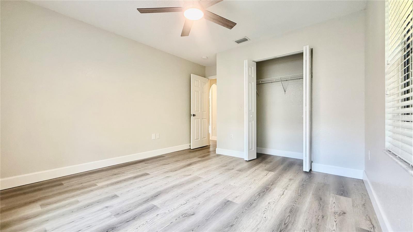 ARLINGTON WOODS - Residential