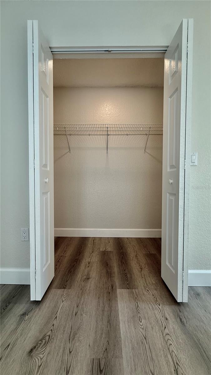 ARLINGTON WOODS - Residential