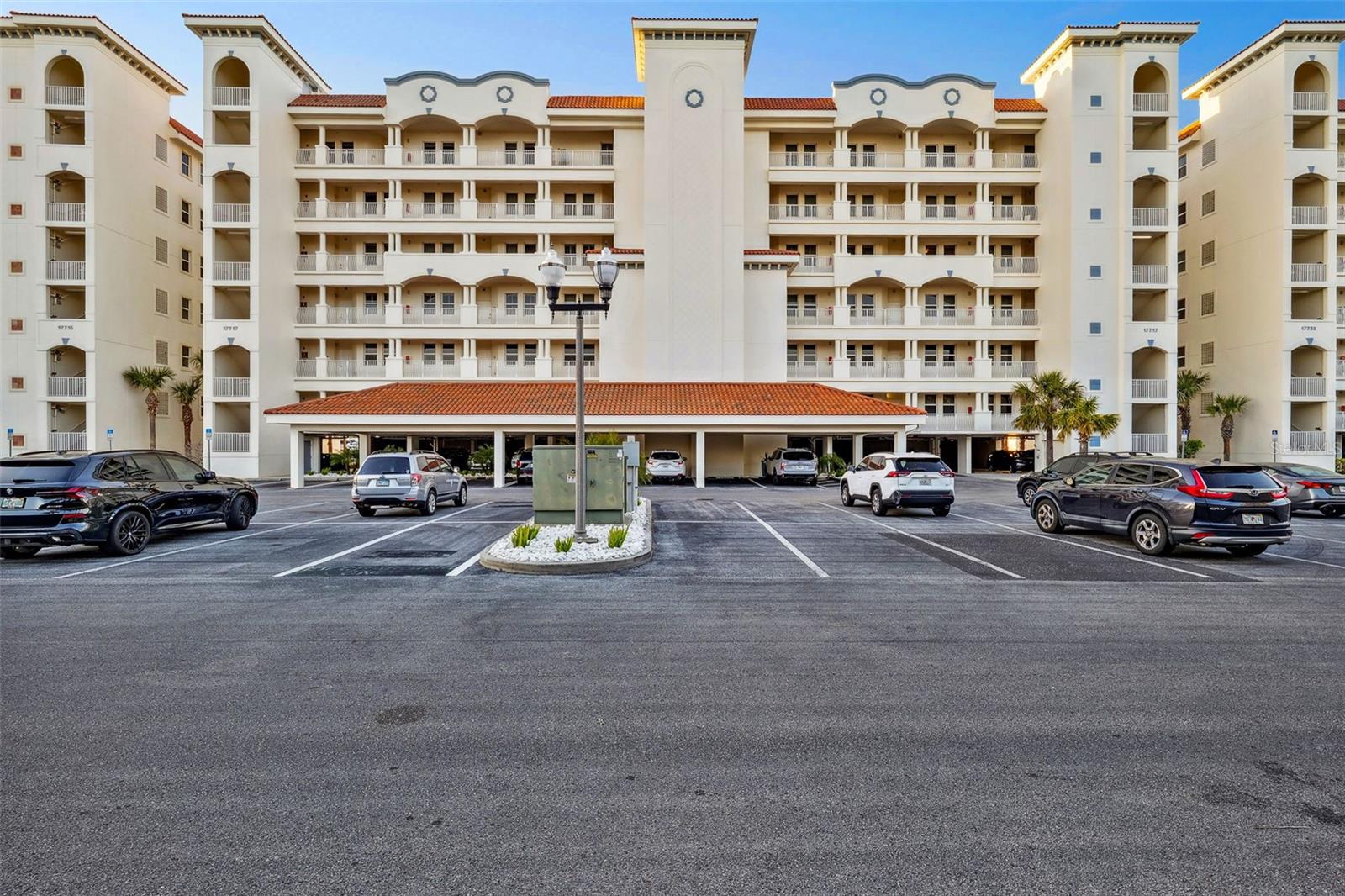 17717 GULF BOULEVARD 702