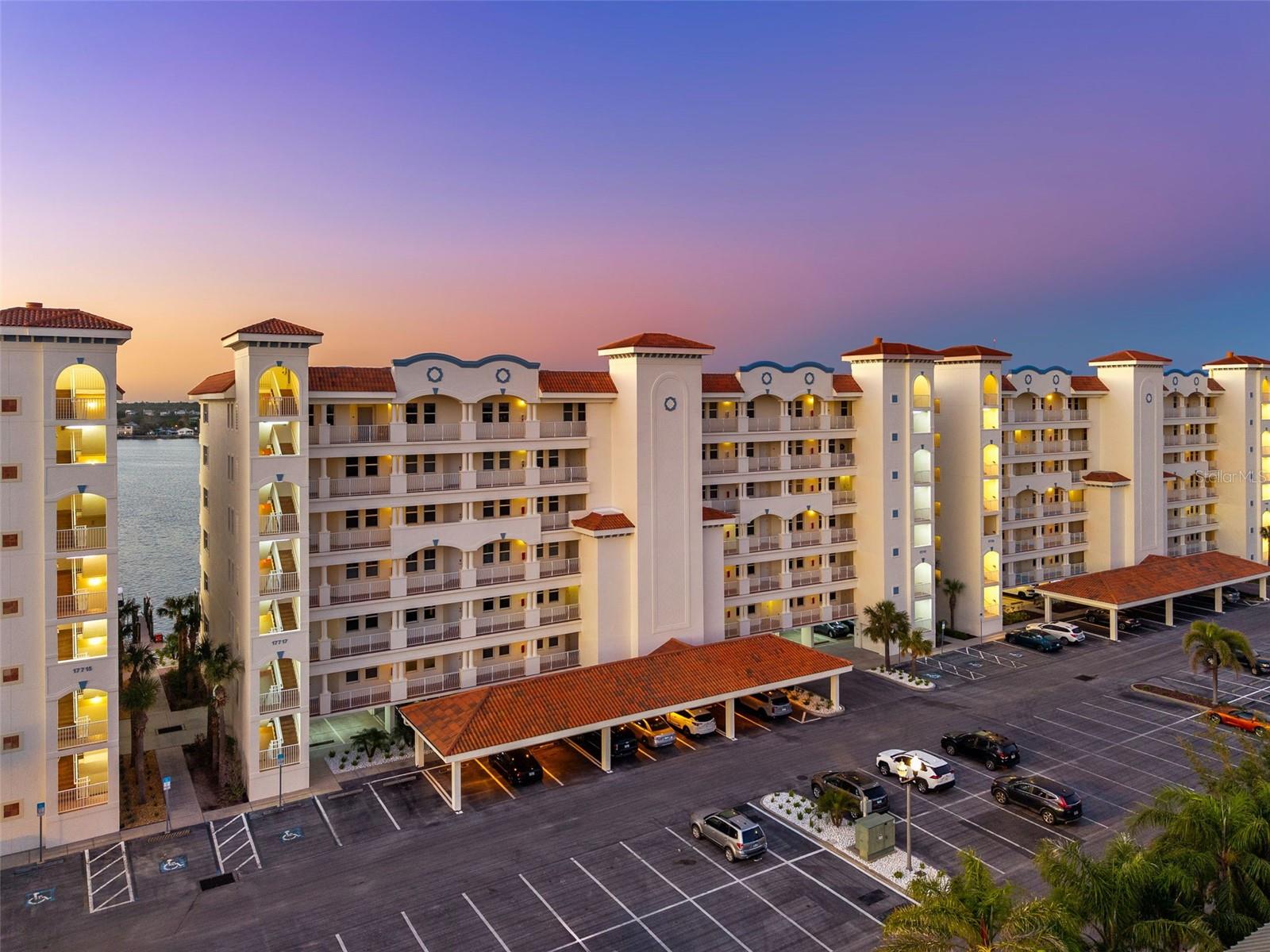 17717 GULF BOULEVARD 702