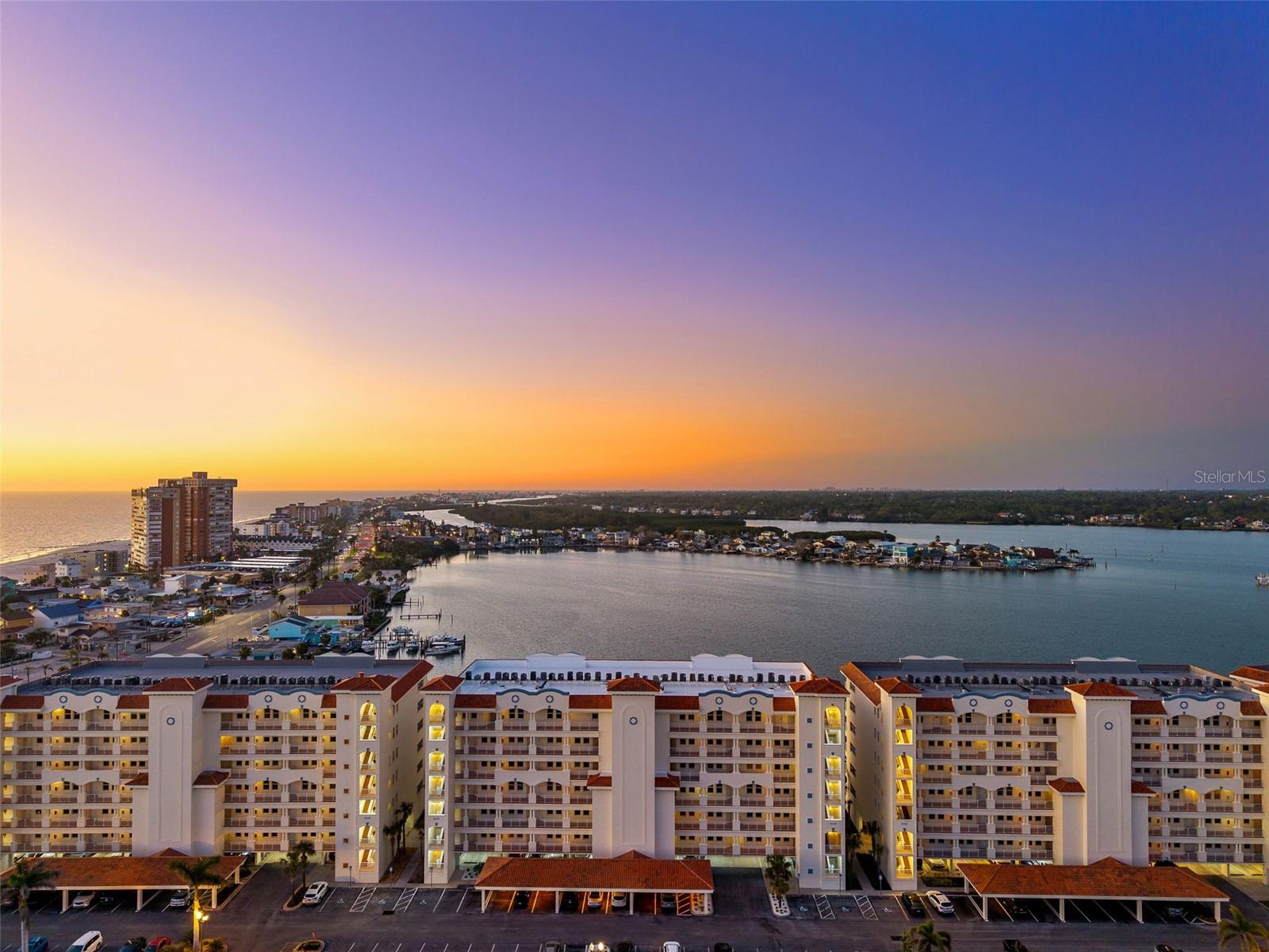 17717 GULF BOULEVARD 702