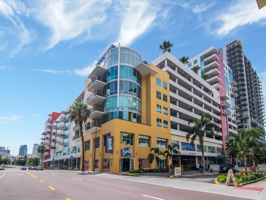 Photo of 1120 E Kennedy Boulevard #927, Tampa, FL 33602 (MLS # TB8561365)