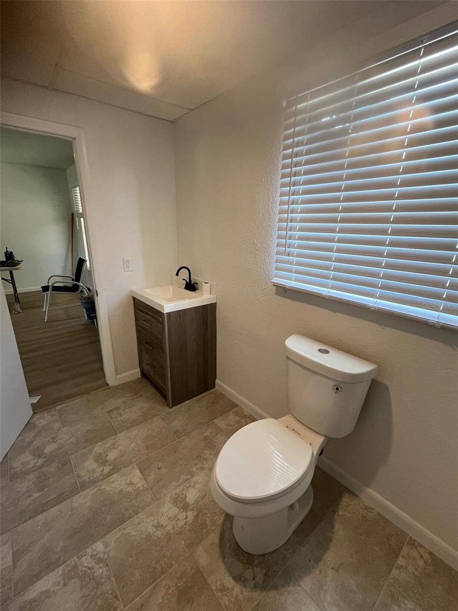 SOUTH VENICE - Residential