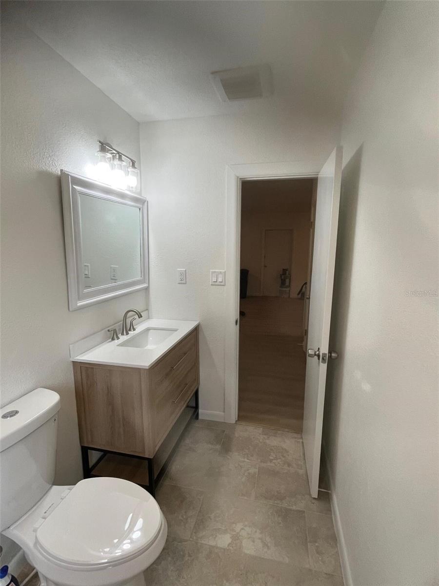 SOUTH VENICE - Residential