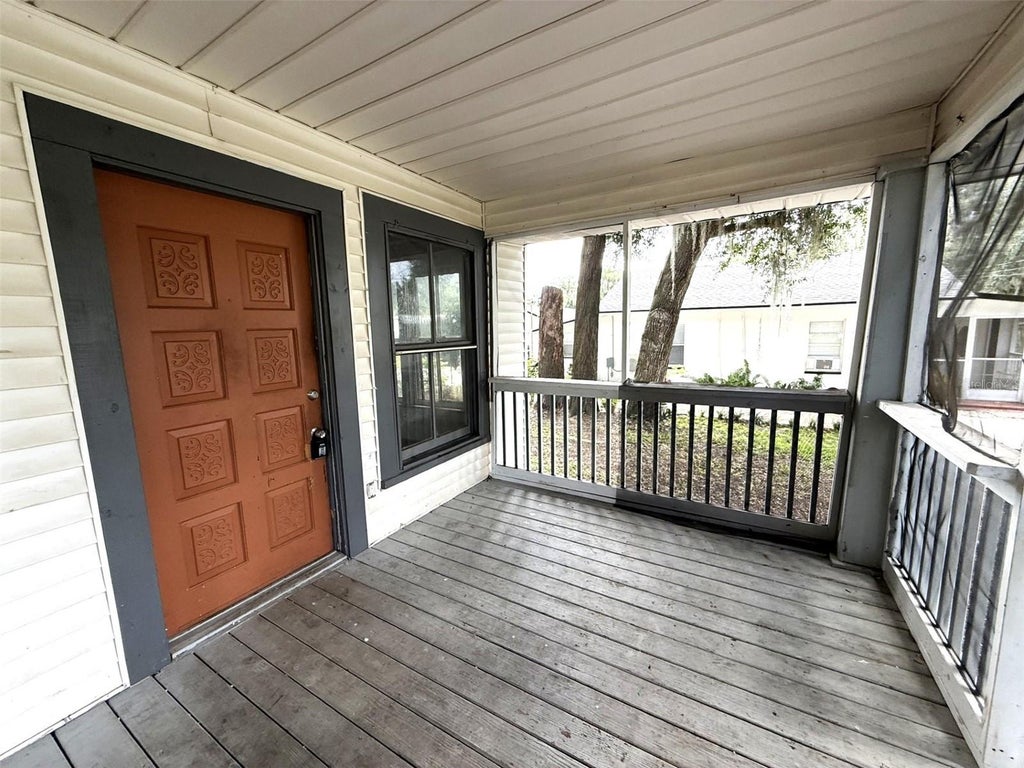 Photo of 1010 S Dudley Avenue, Bartow, FL 33830 (MLS # L4964719)