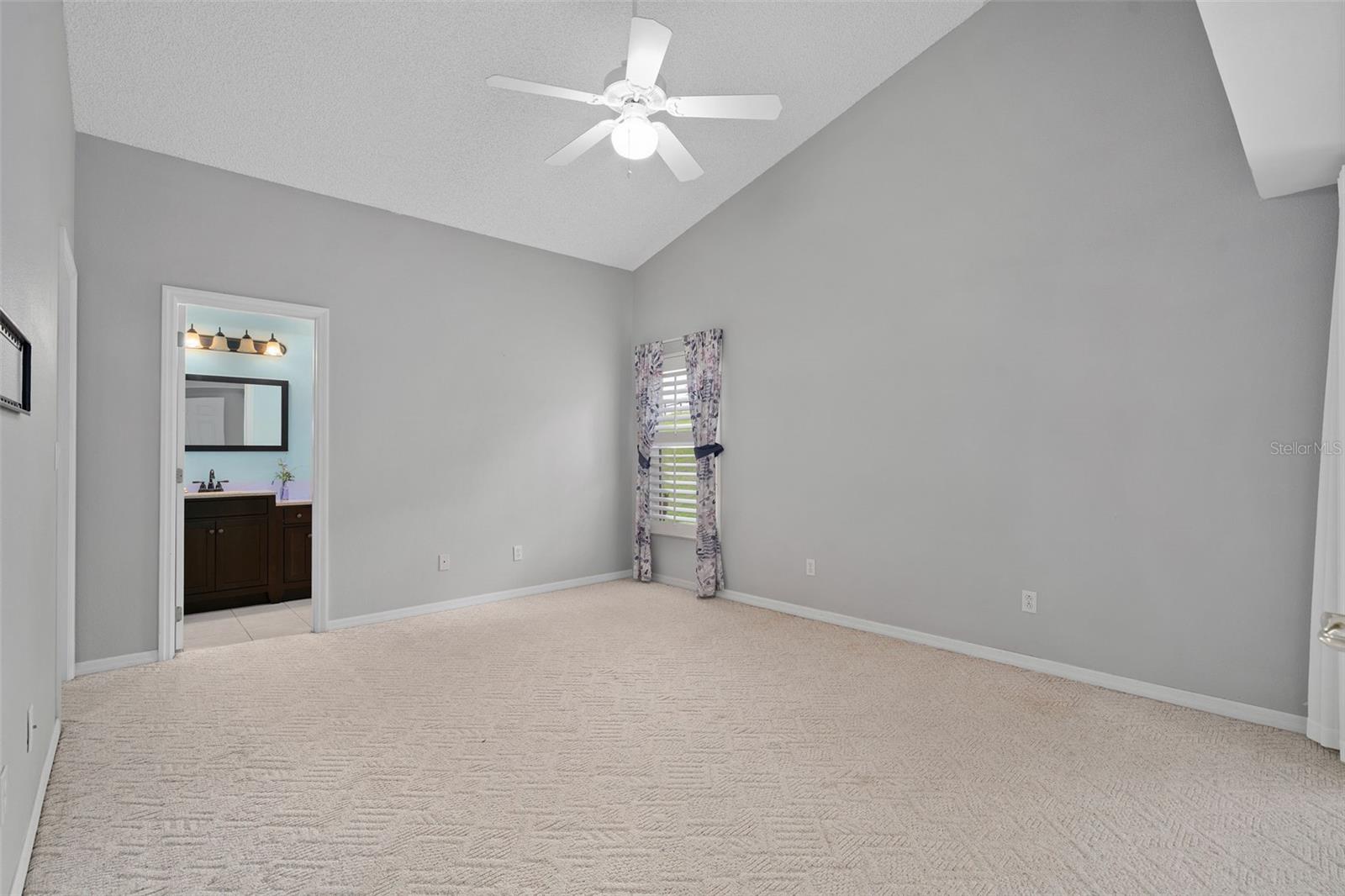 KINGS RIDGE - Residential