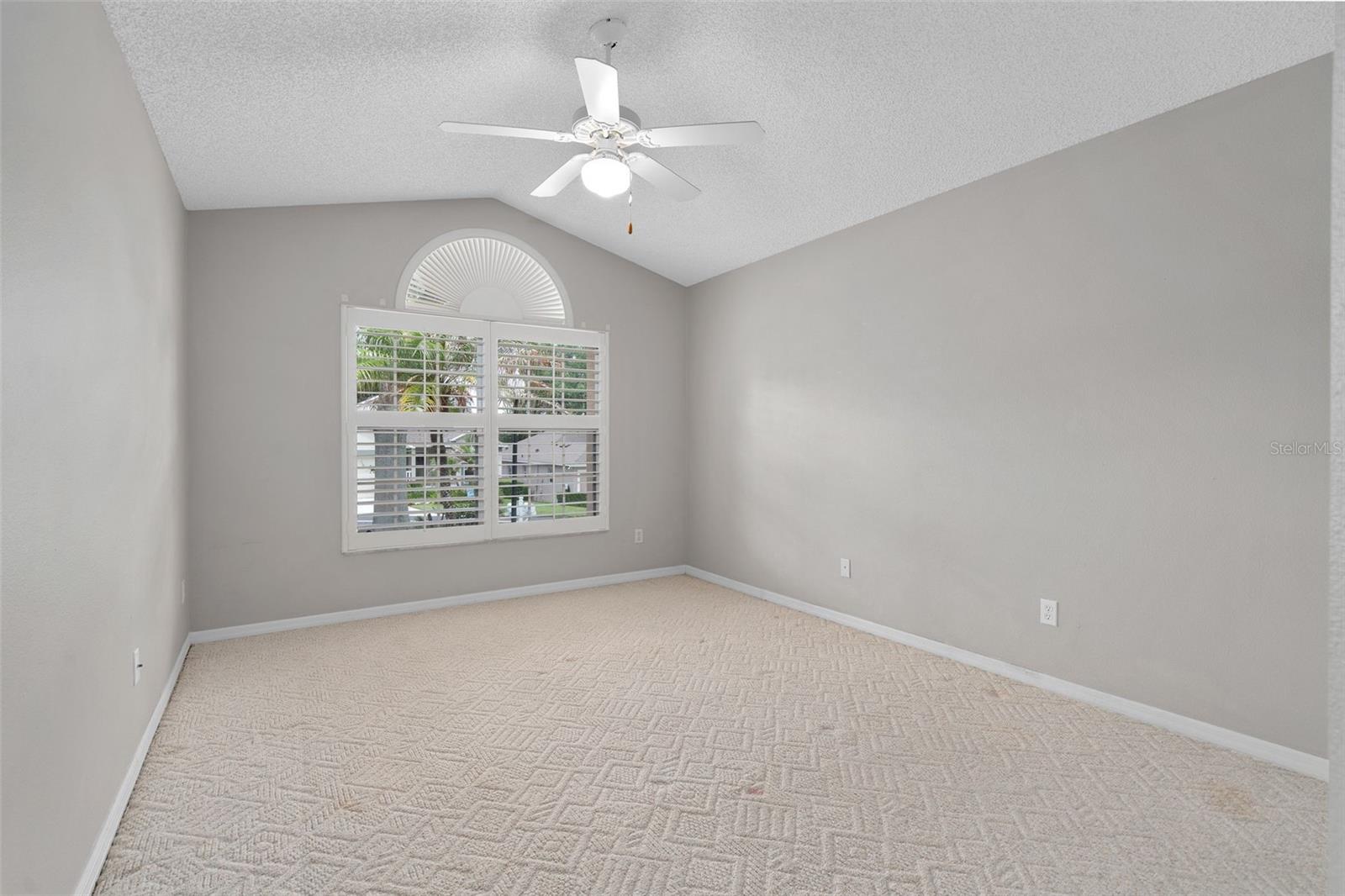 KINGS RIDGE - Residential