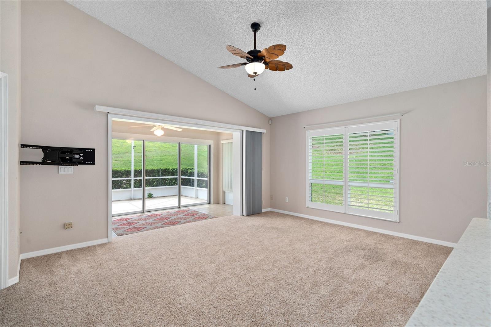 KINGS RIDGE - Residential
