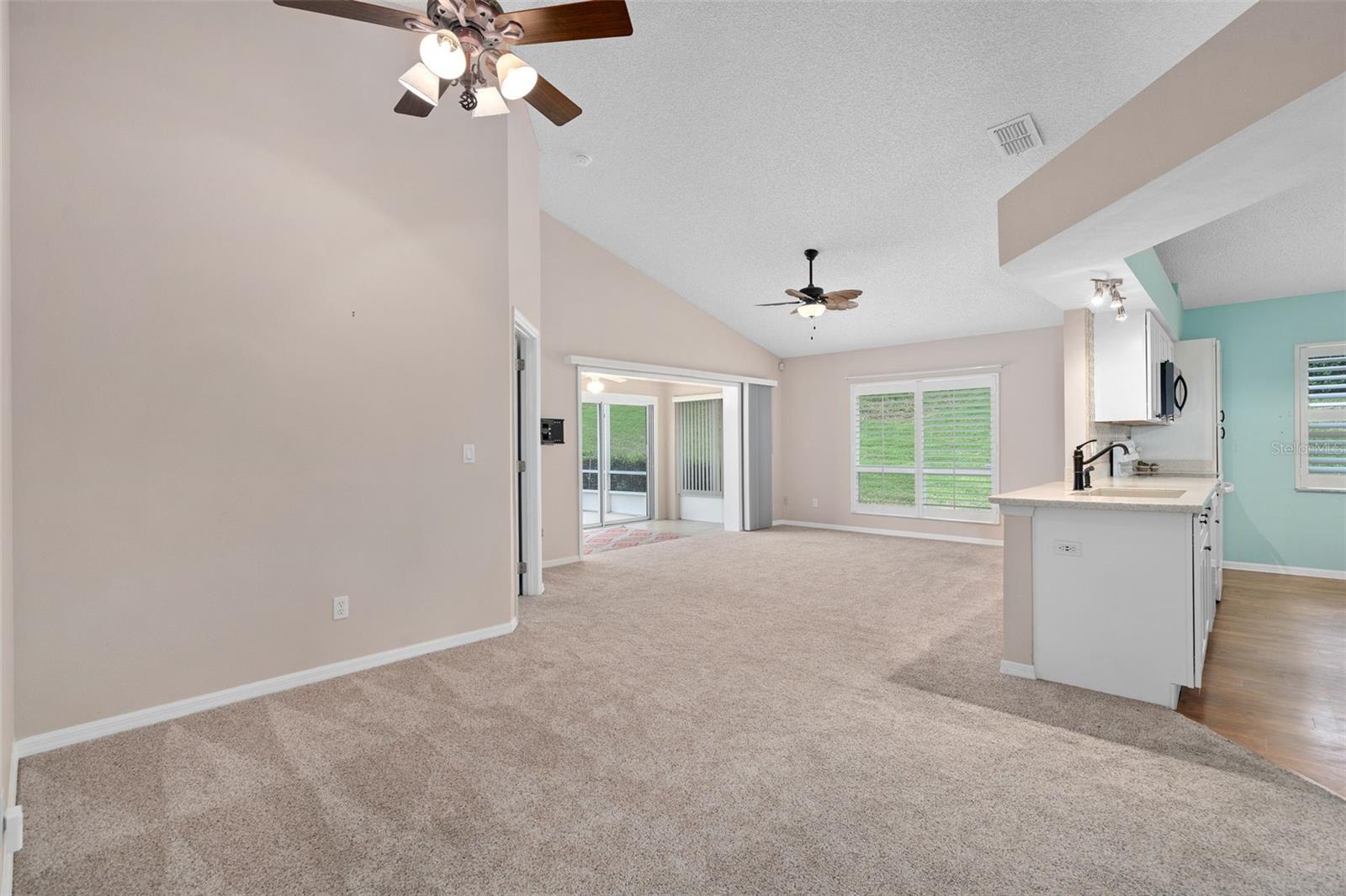 KINGS RIDGE - Residential