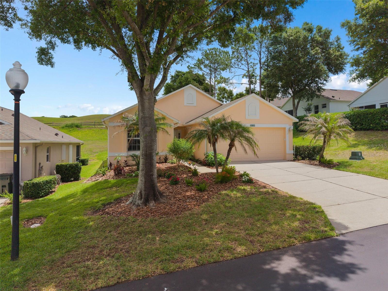KINGS RIDGE - Residential