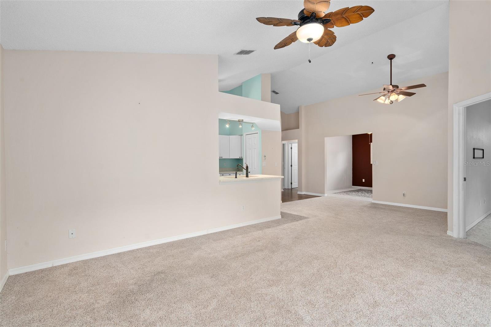 KINGS RIDGE - Residential