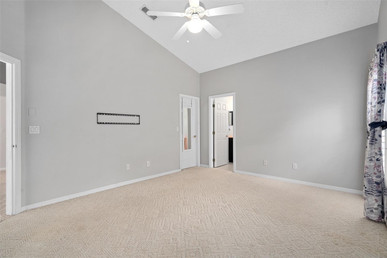 KINGS RIDGE - Residential