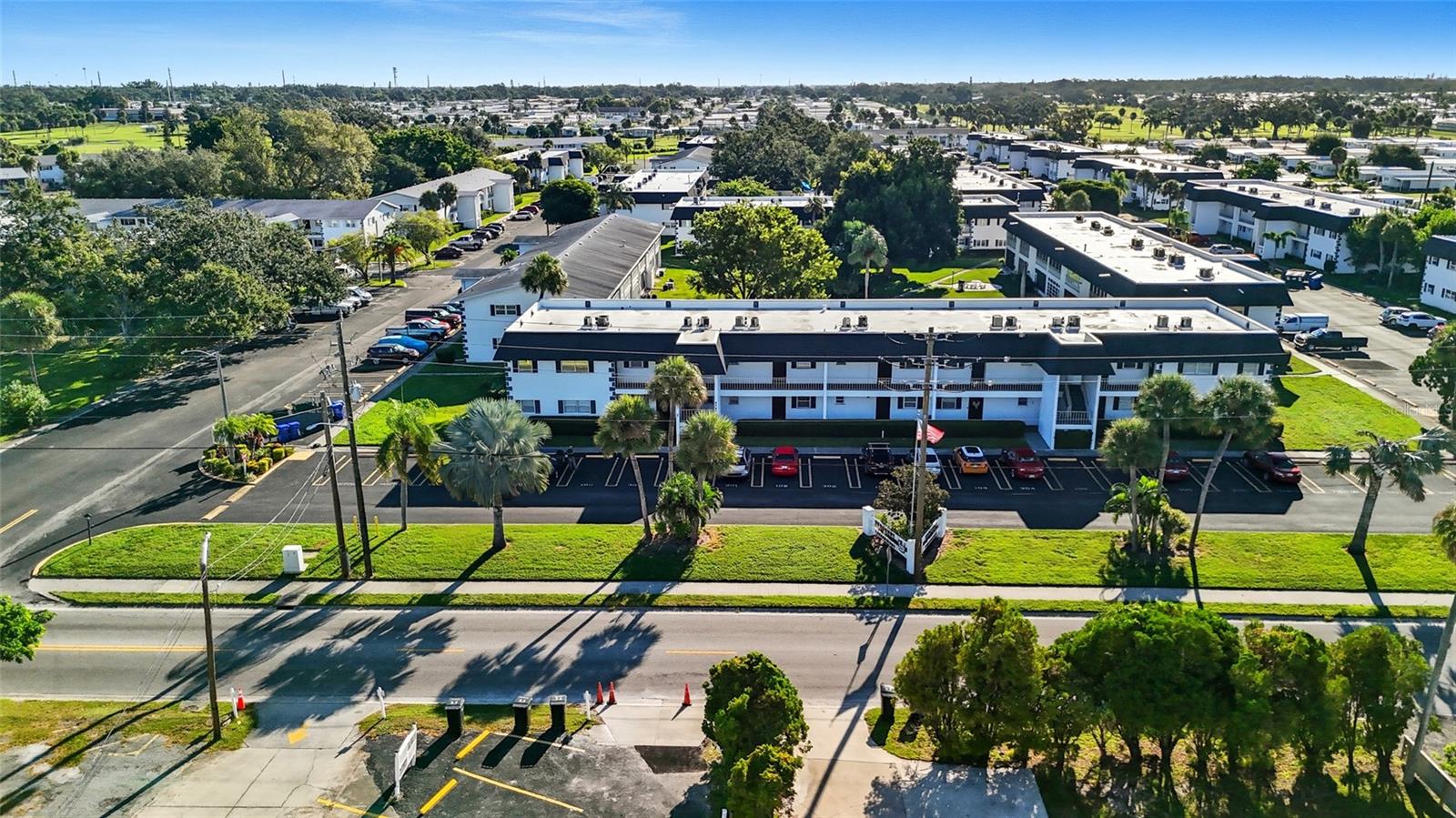 BURGUNDY CONDOS - Residential