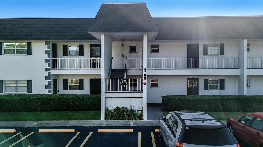 Discover an affordable opportunity in Bradenton! This 1-bedroom, 1-bath condo offers 725 sq. ft. of living space and is conveniently located on the third floor in a welcoming senior community. The home is being sold AS IS and is ready for someone with vision and a little TLC to bring it back to life. Perfect for a low-maintenance second home, it’s close to local diners, shopping, and everyday conveniences. One small pet is welcome, making it a comfortable fit for those looking to enjoy Florida living at an affordable price. If you’ve been searching for a budget-friendly home where you can add your own touches, this is the one to see!