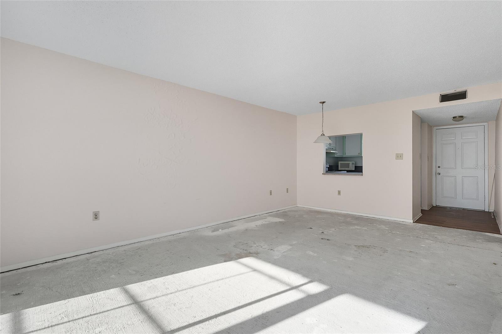 BURGUNDY CONDOS - Residential
