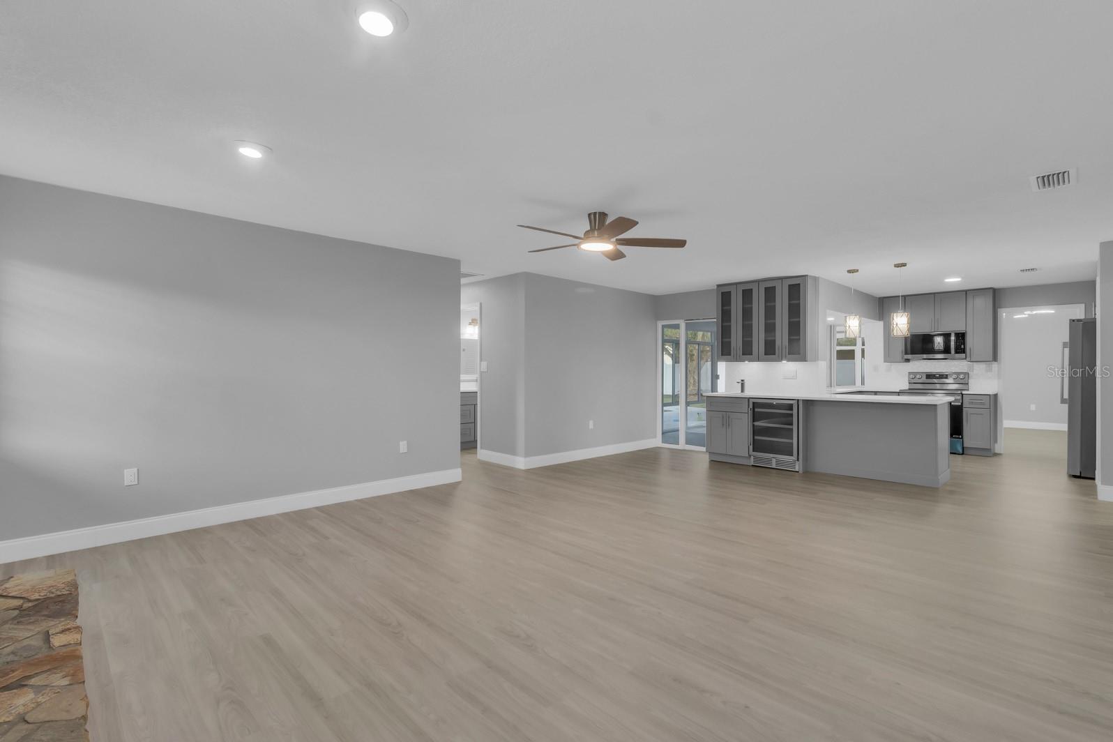 HARBOUR OAKS UNIT 1 - Residential