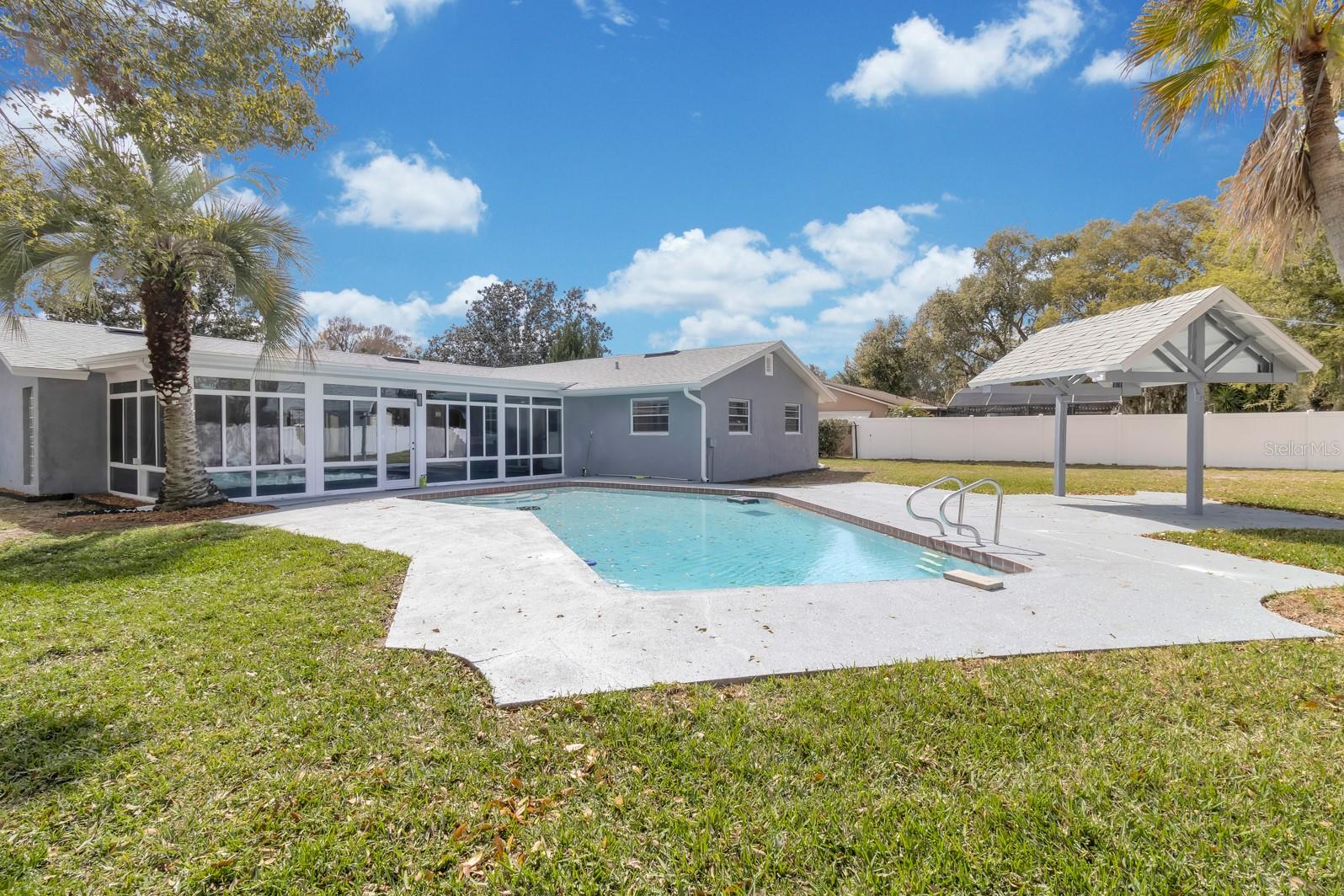 HARBOUR OAKS UNIT 1 - Residential