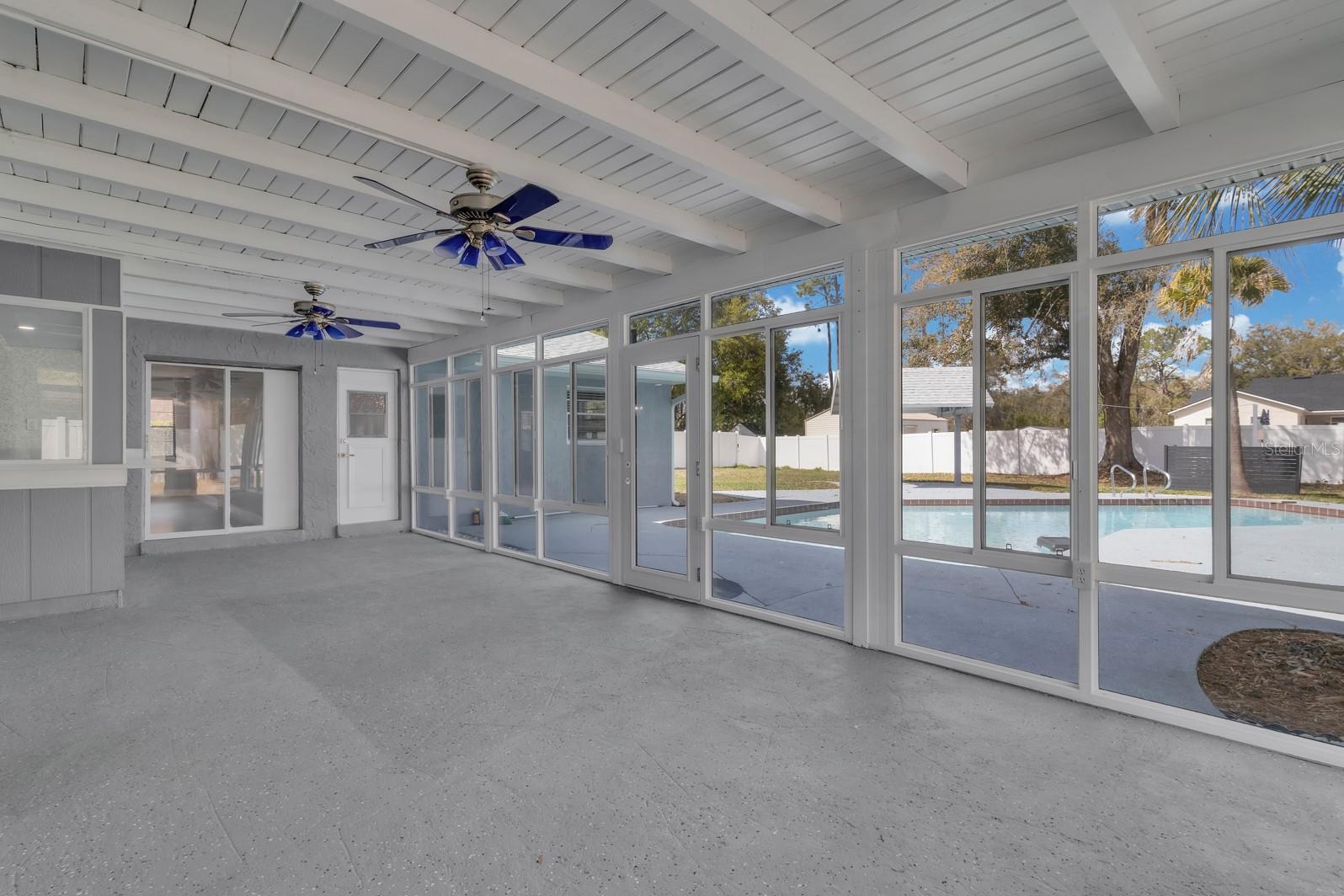 HARBOUR OAKS UNIT 1 - Residential