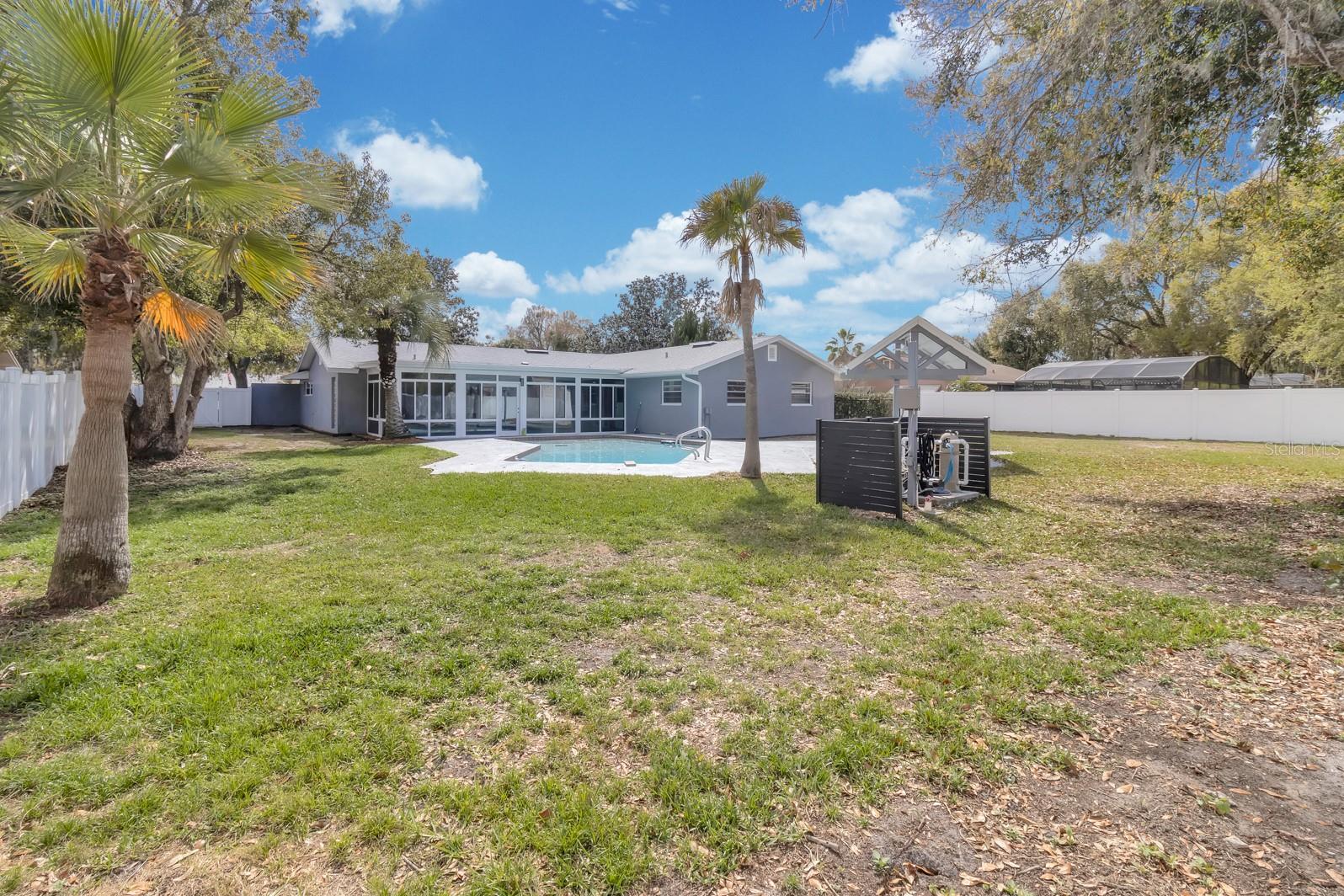 HARBOUR OAKS UNIT 1 - Residential