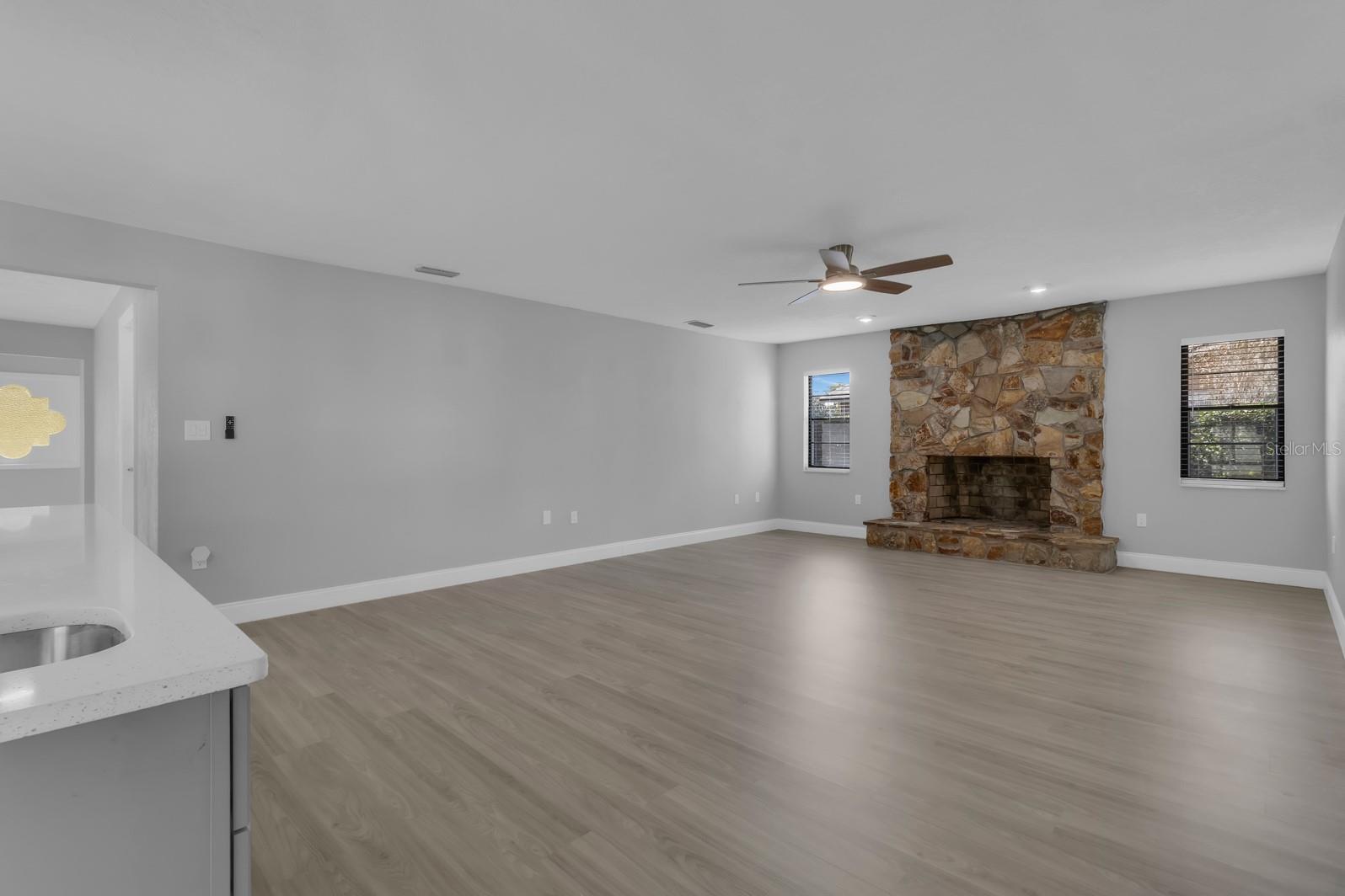 HARBOUR OAKS UNIT 1 - Residential