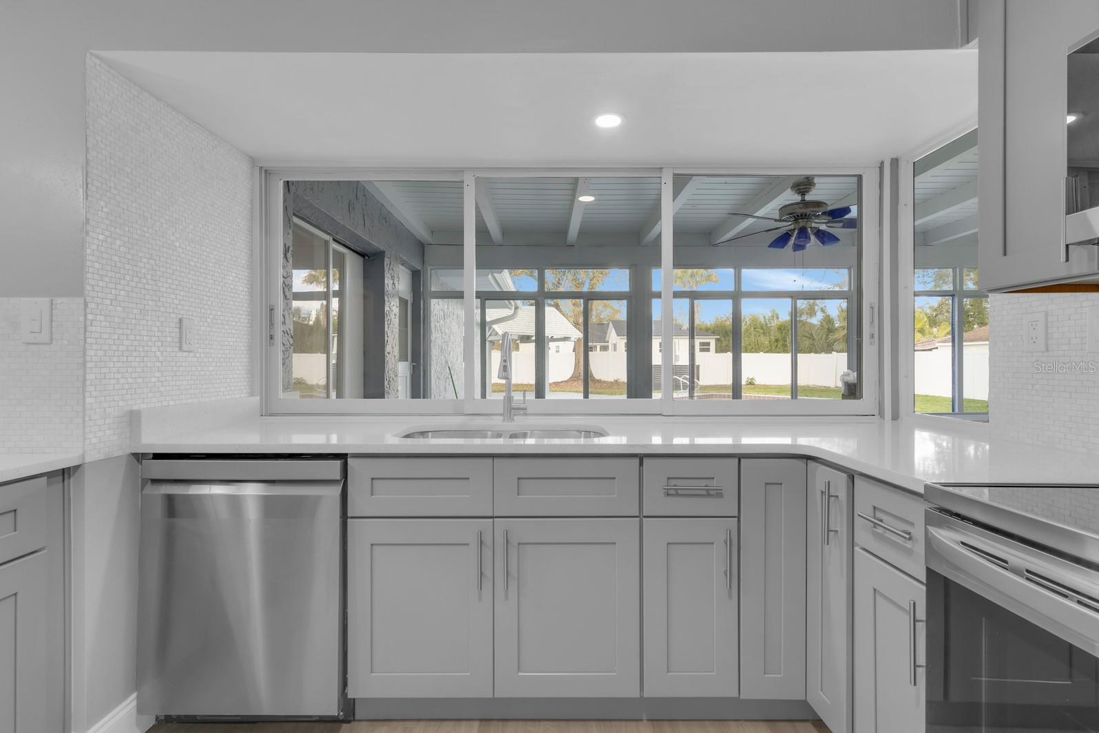 HARBOUR OAKS UNIT 1 - Residential