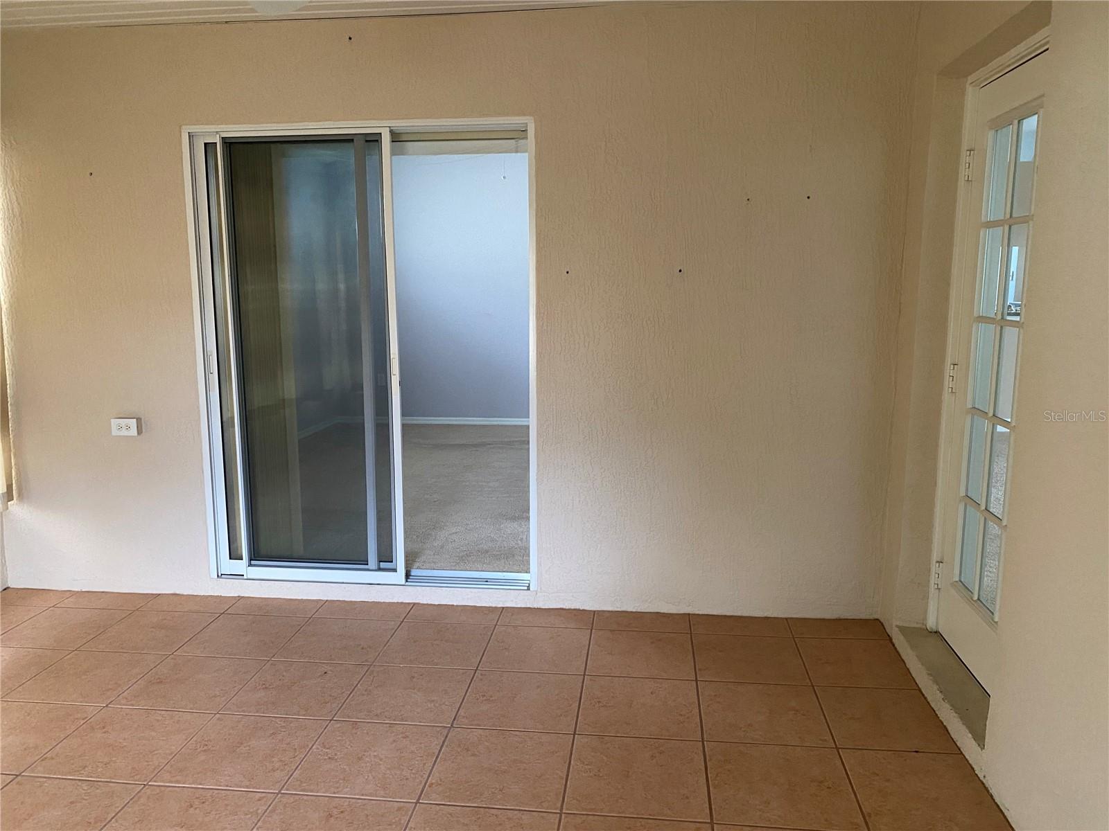 FOUNTAINS/OAK RUN PH I - Residential Lease