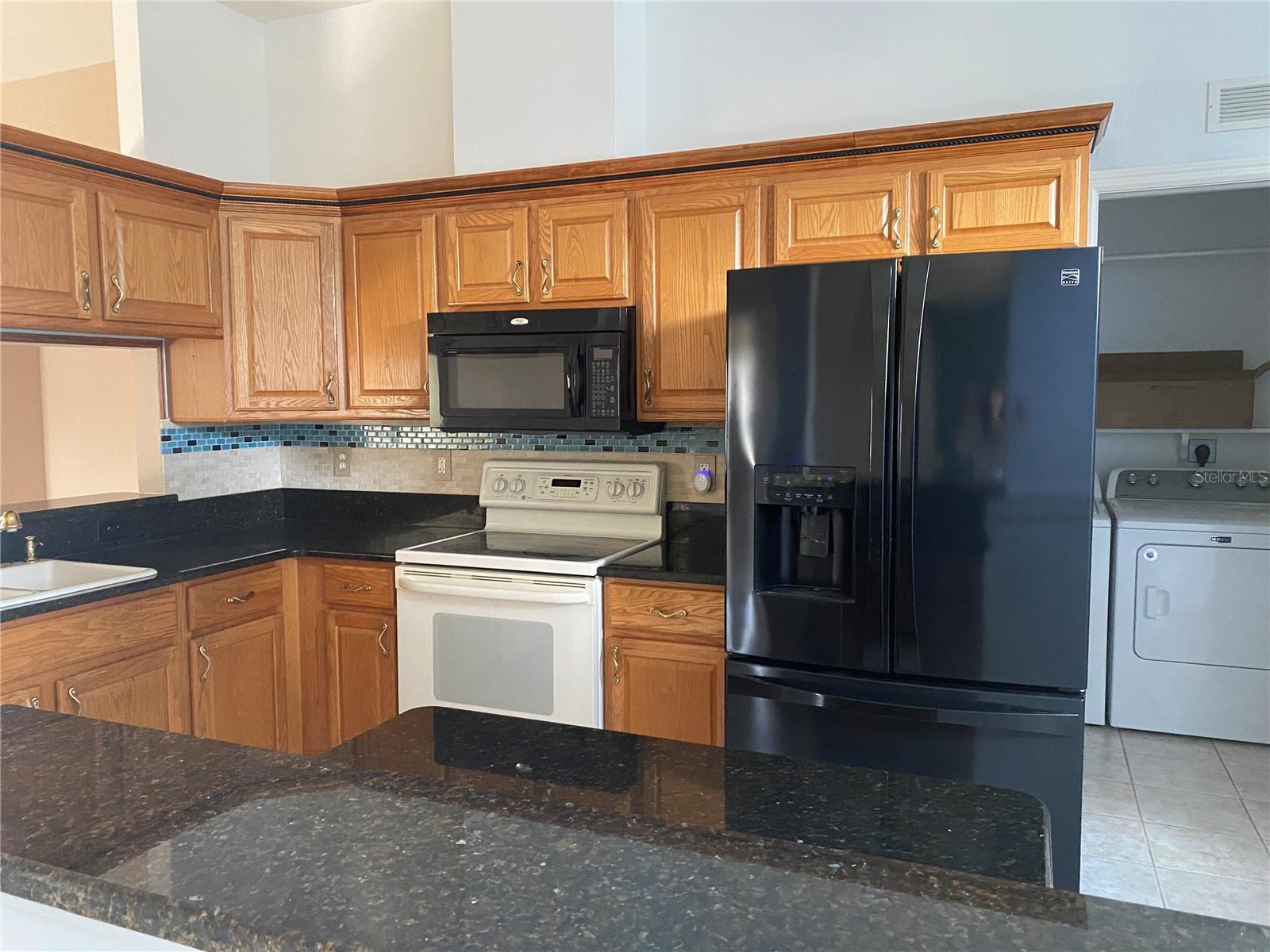 FOUNTAINS/OAK RUN PH I - Residential Lease