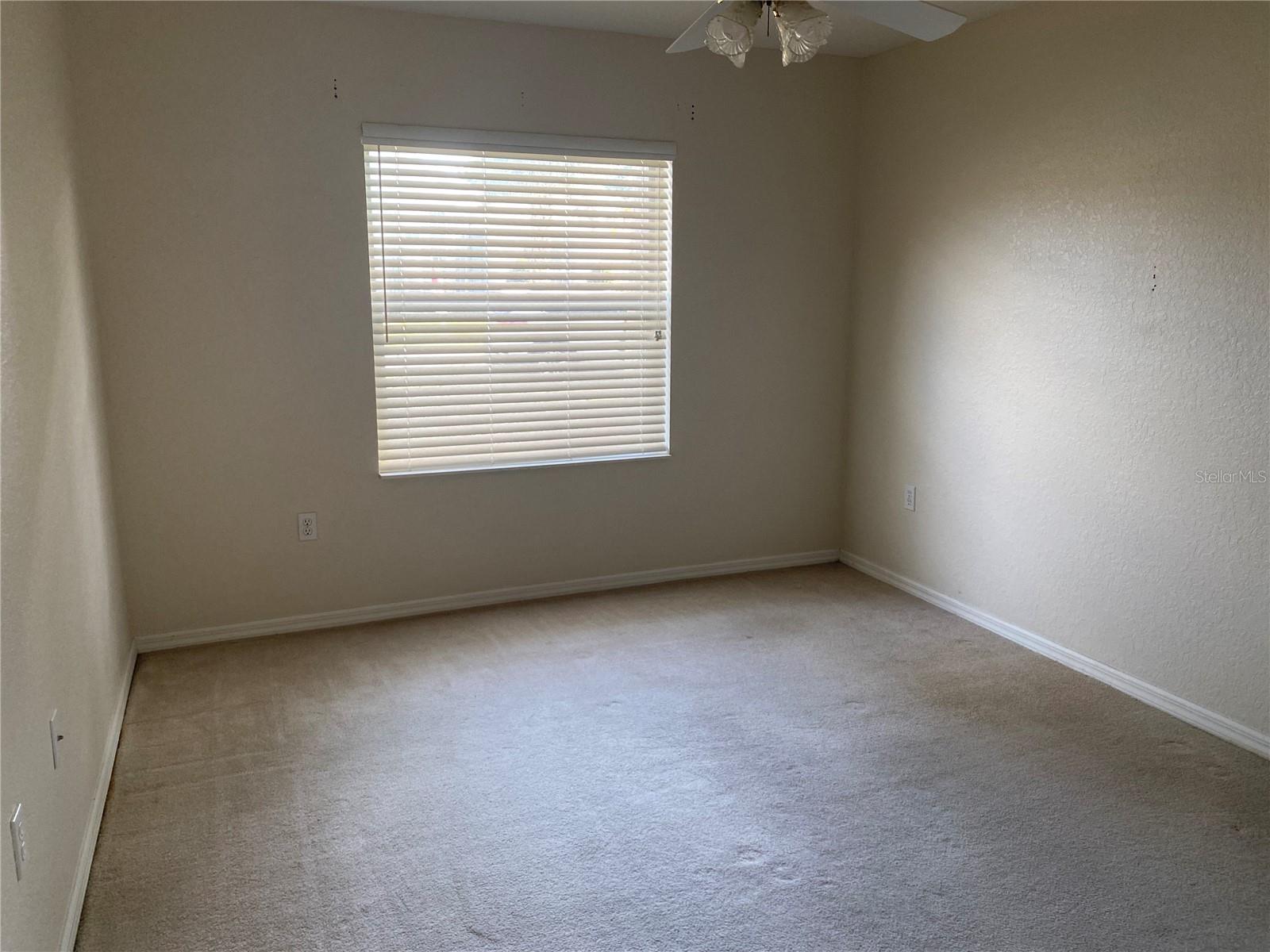 FOUNTAINS/OAK RUN PH I - Residential Lease