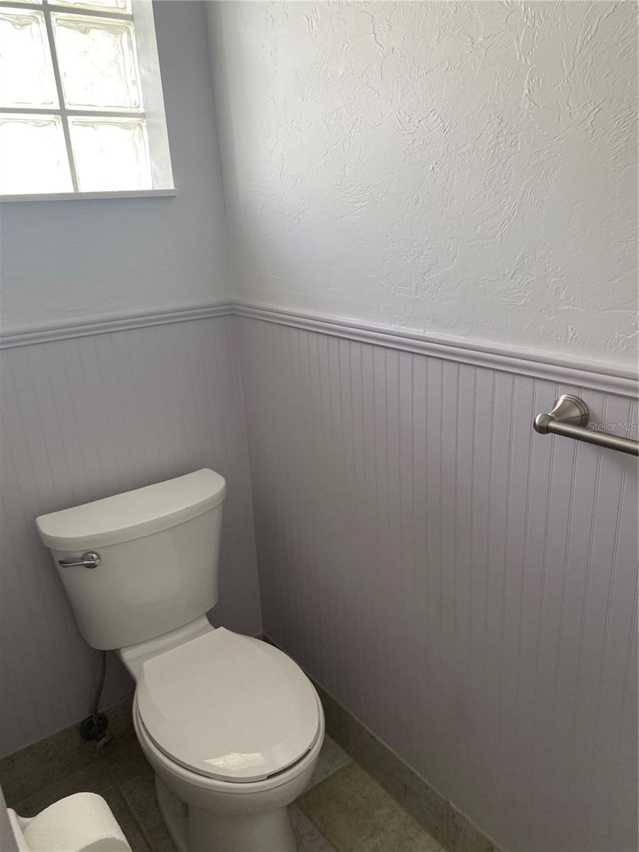 FOUNTAINS/OAK RUN PH I - Residential Lease