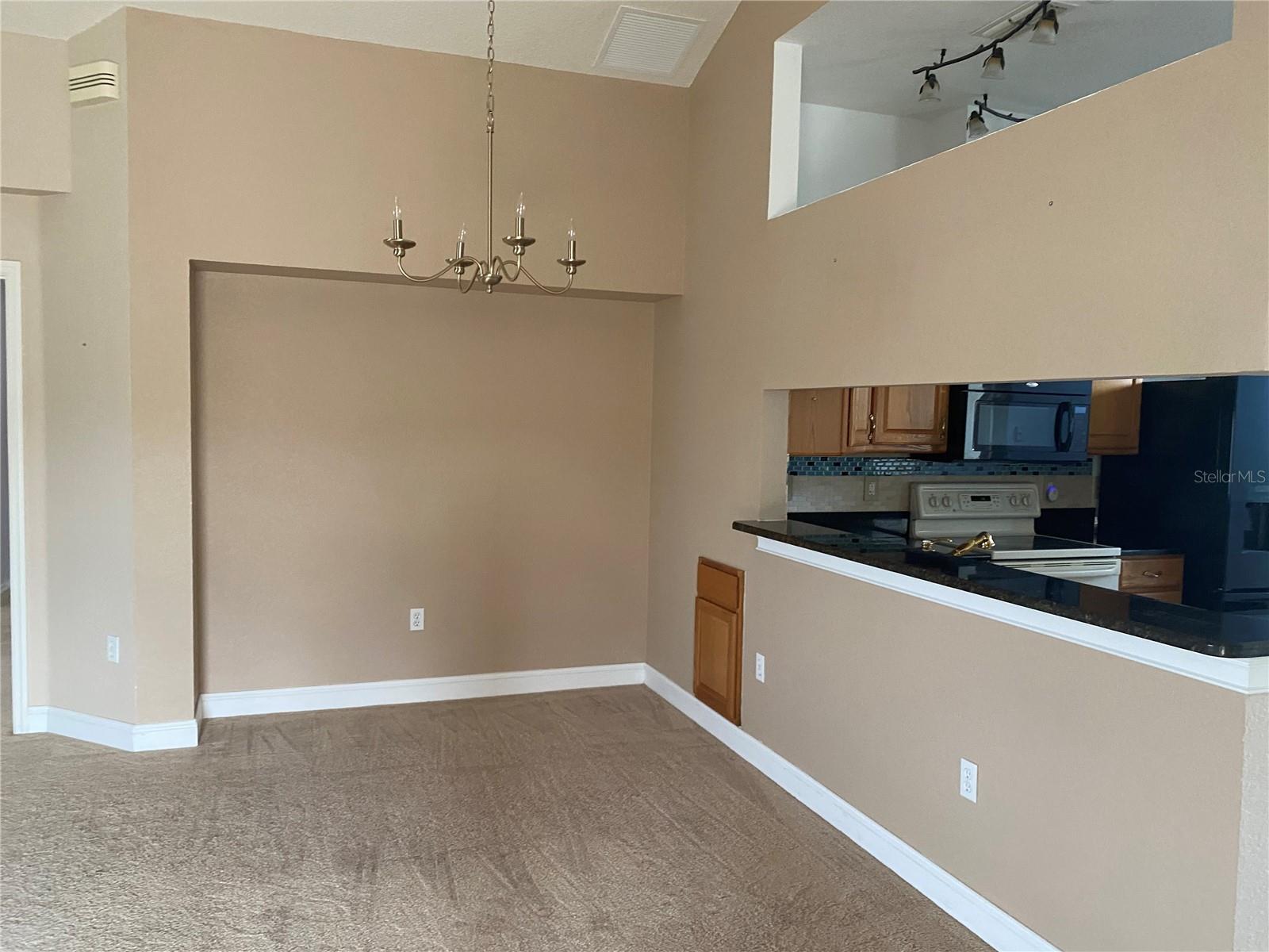 FOUNTAINS/OAK RUN PH I - Residential Lease