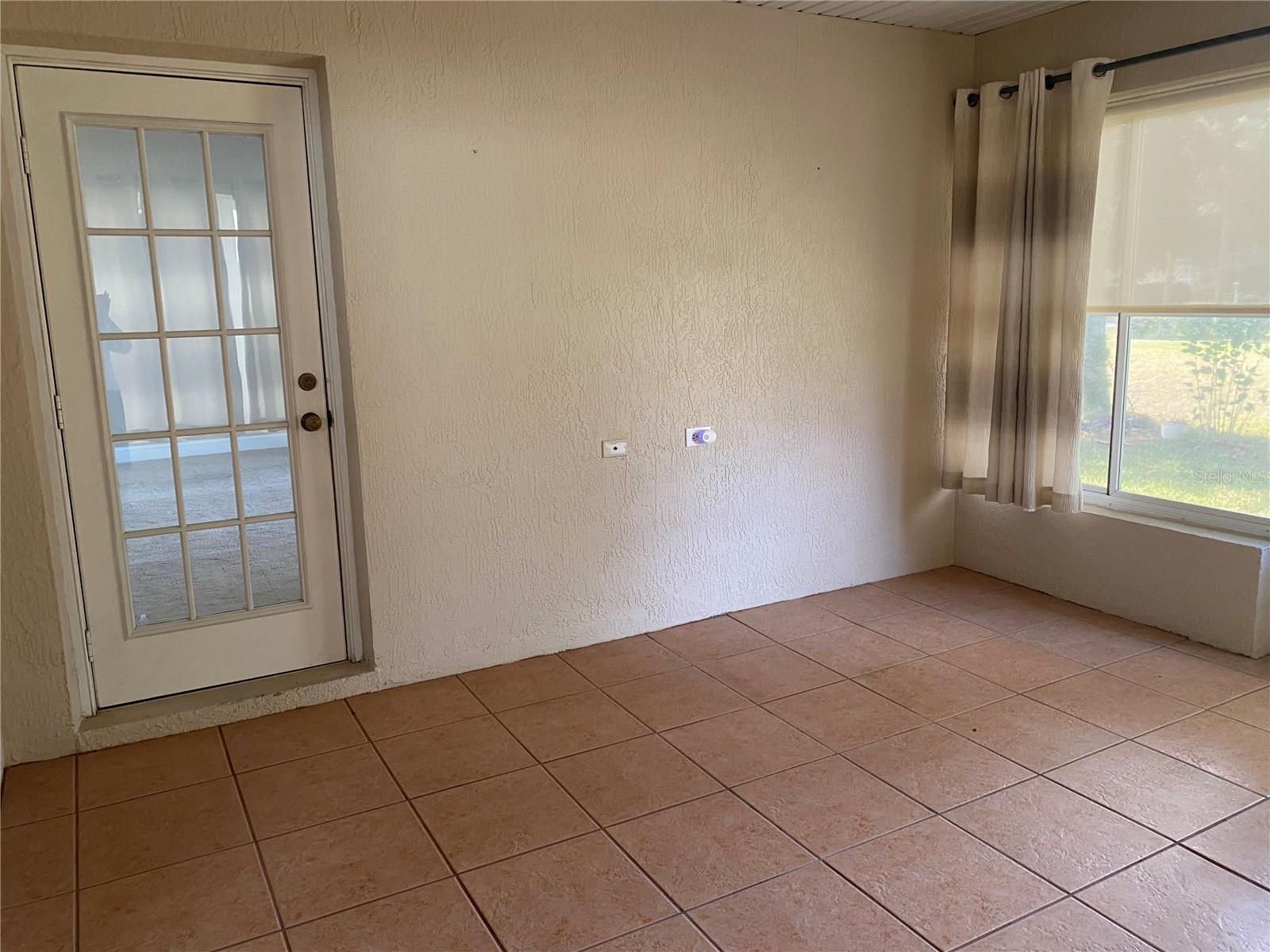 FOUNTAINS/OAK RUN PH I - Residential Lease