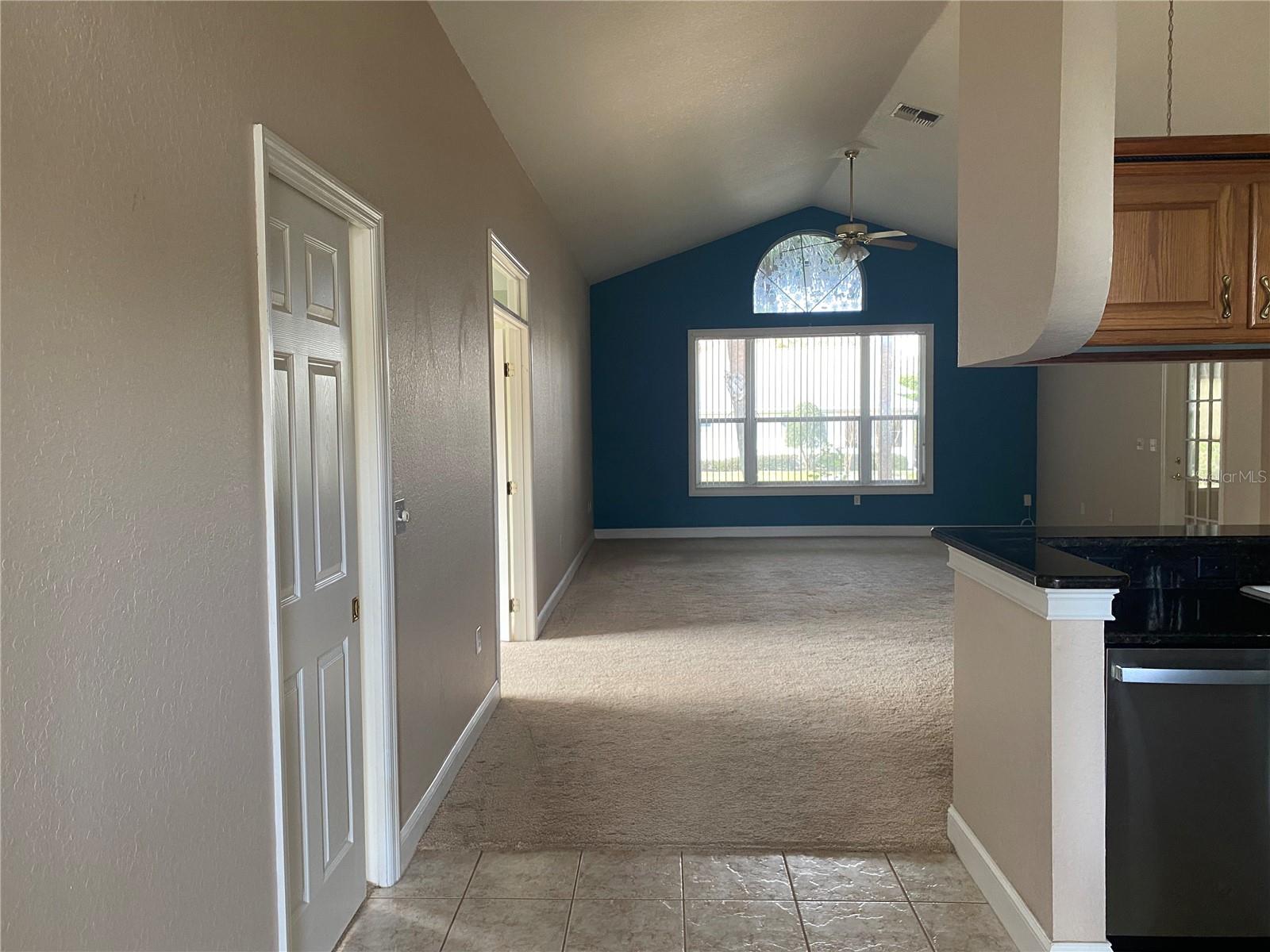 FOUNTAINS/OAK RUN PH I - Residential Lease