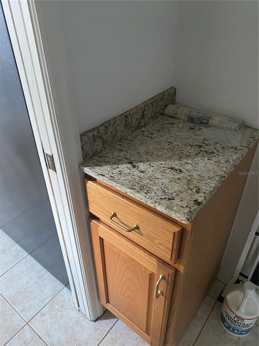 FOUNTAINS/OAK RUN PH I - Residential Lease