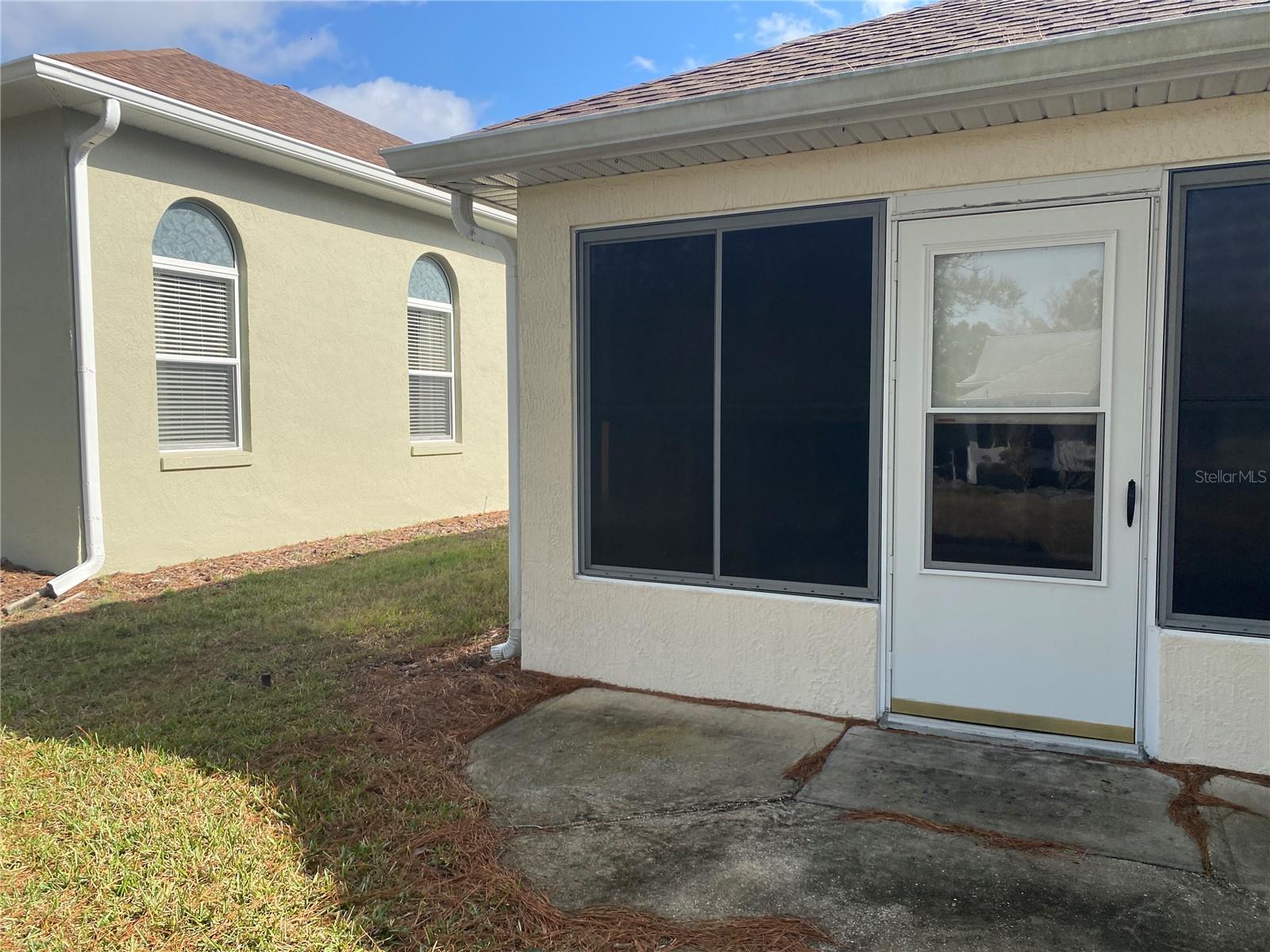 FOUNTAINS/OAK RUN PH I - Residential Lease