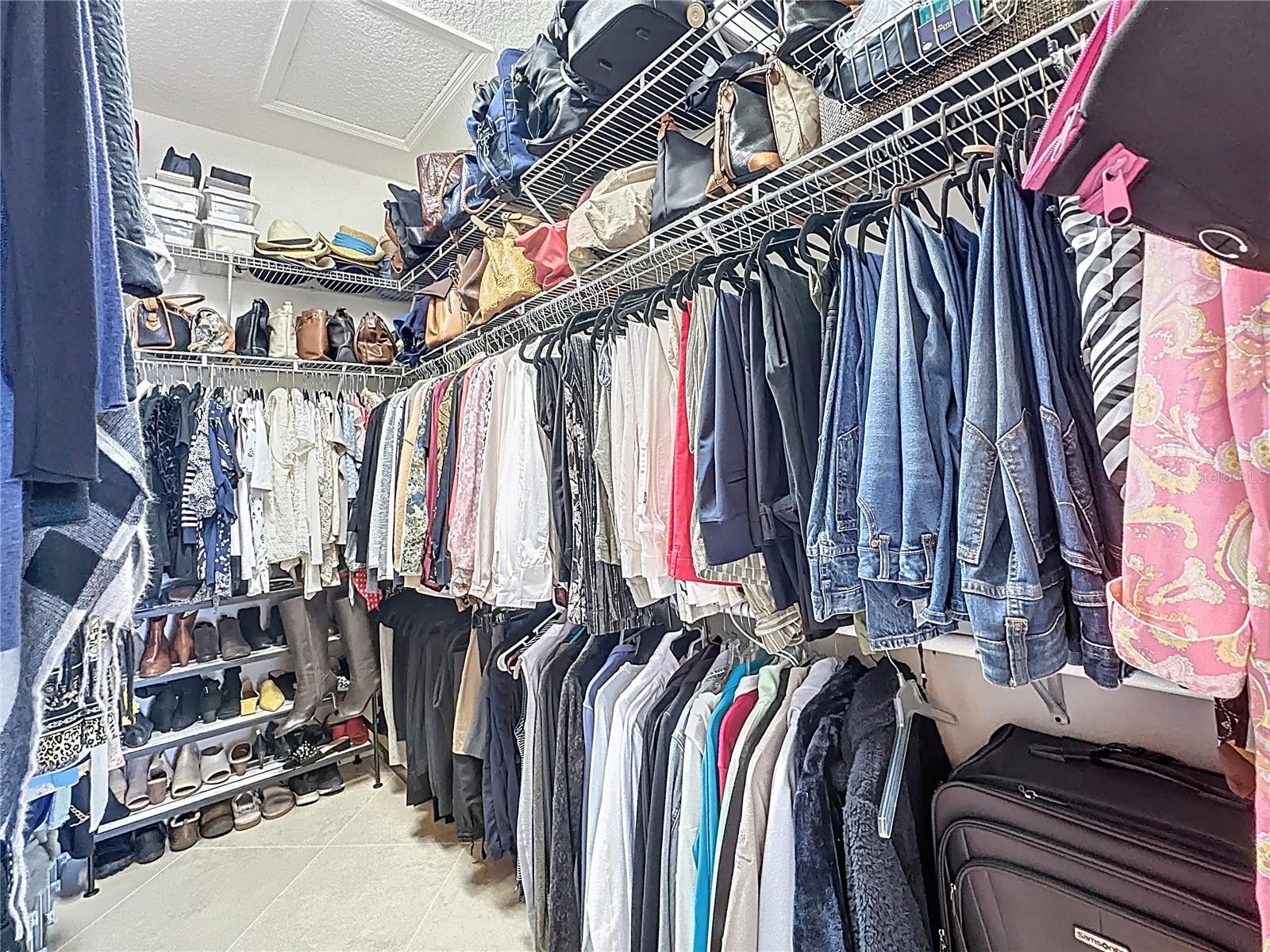 PLANTATION AT LEESBURG LONG MEADOW VILLAGE - Residential