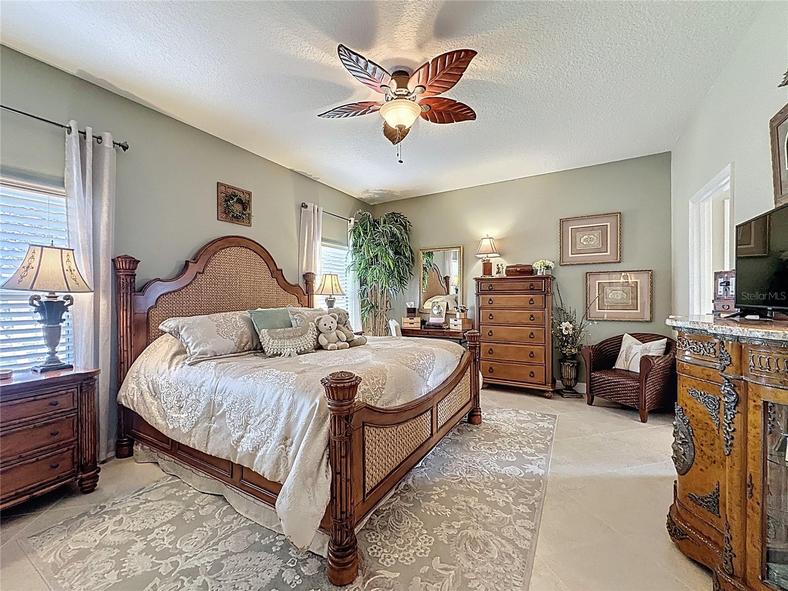 PLANTATION AT LEESBURG LONG MEADOW VILLAGE - Residential